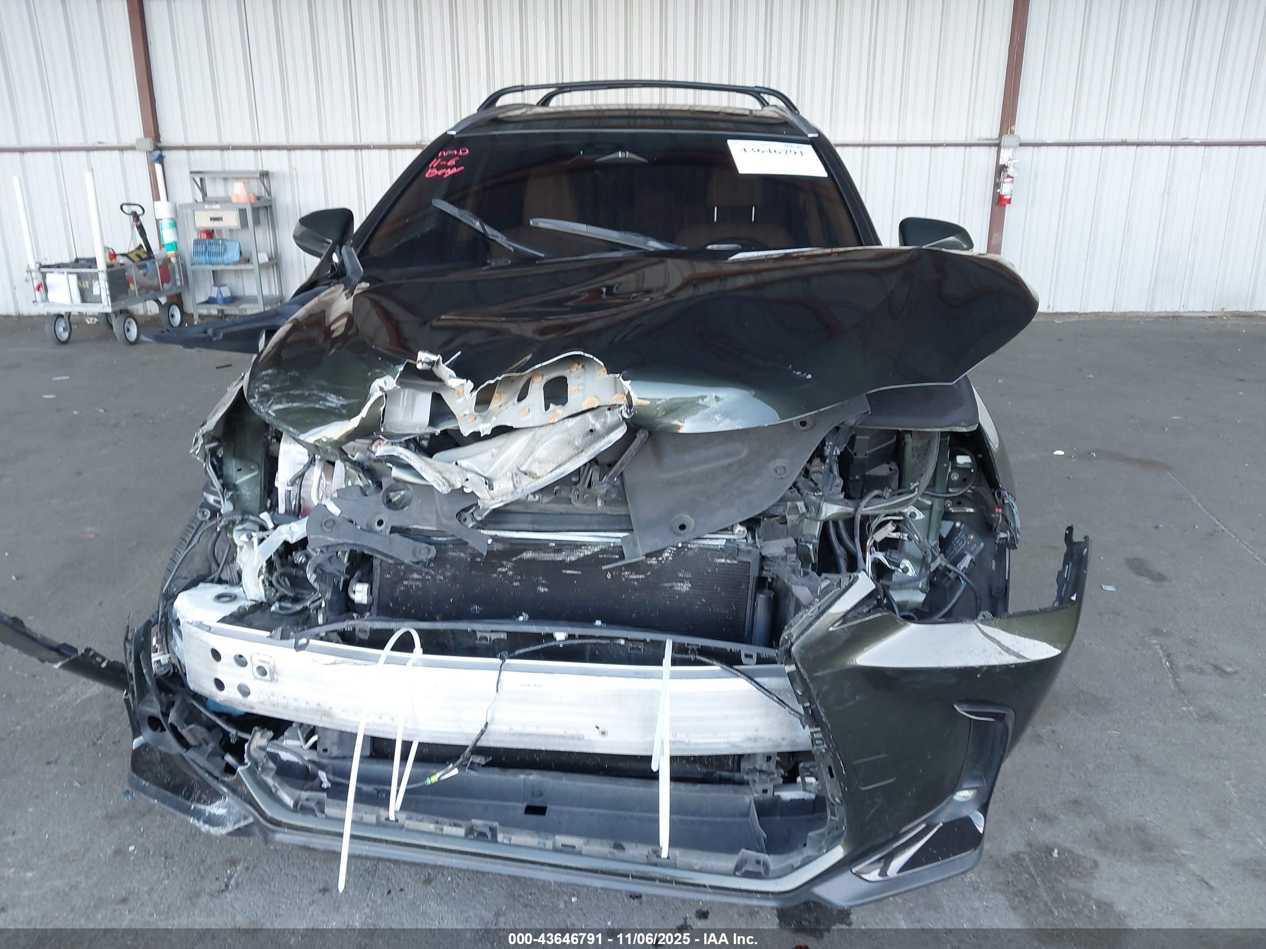 LEXUS NX image 6