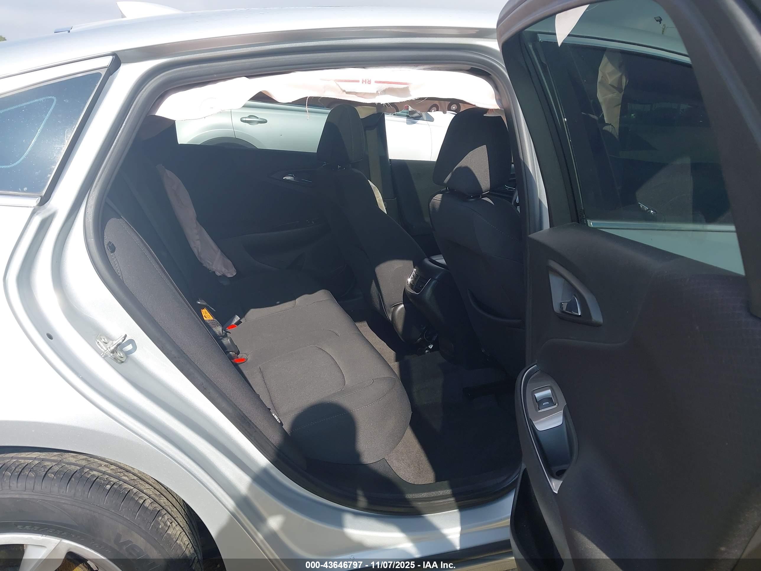 CHEVROLET MALIBU image 8