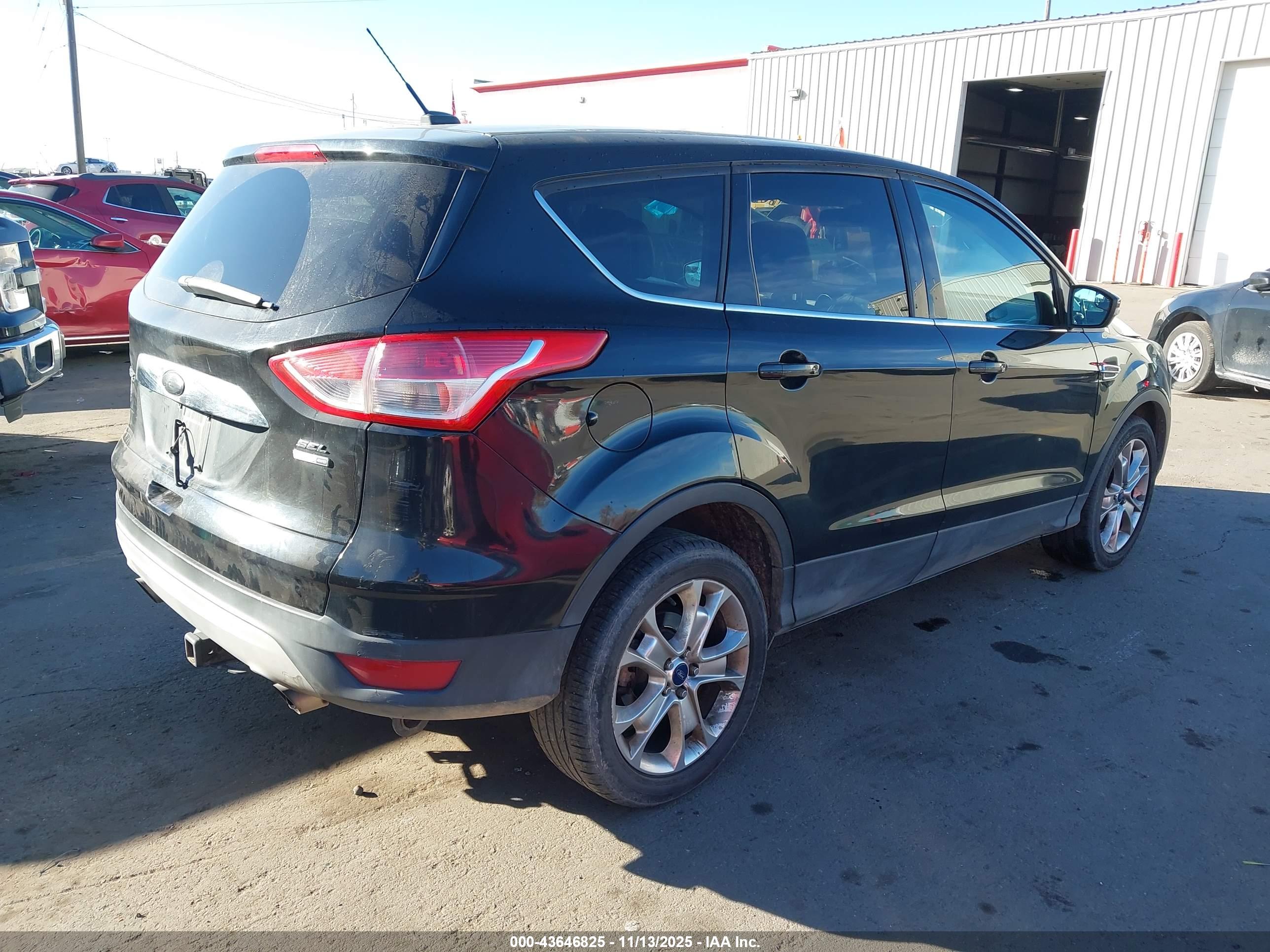 FORD ESCAPE image 4