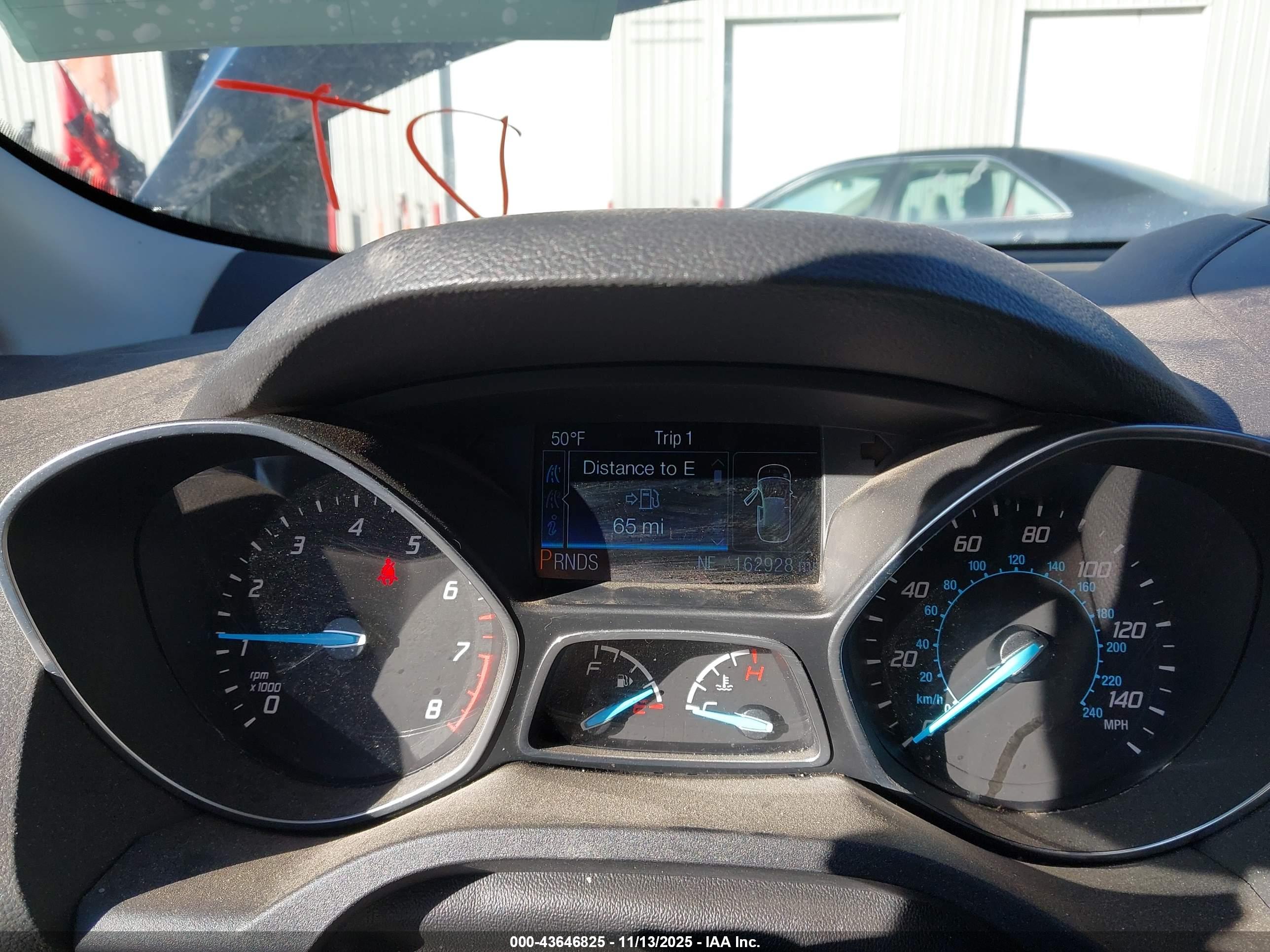 FORD ESCAPE image 7