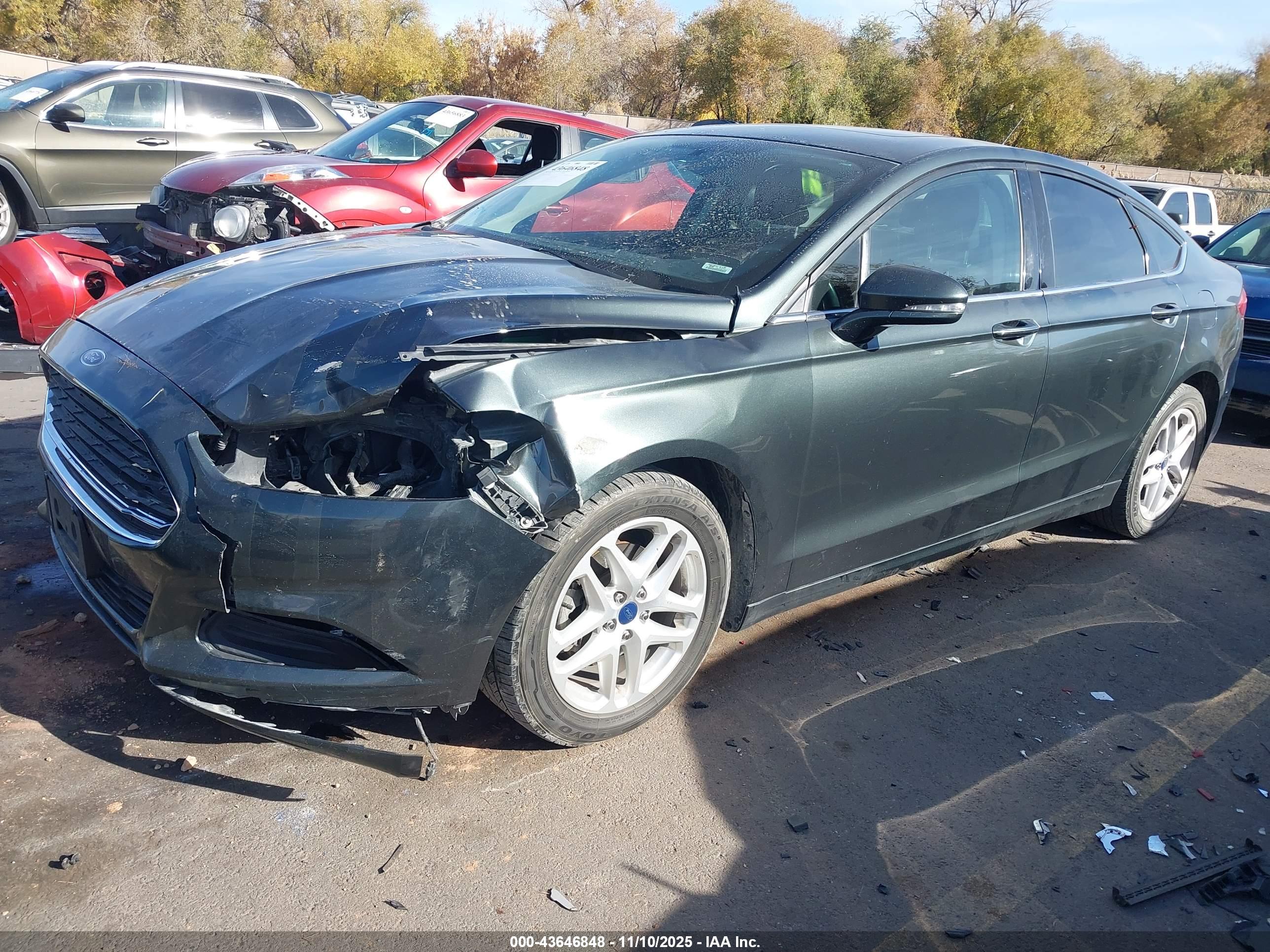 FORD FUSION image 2