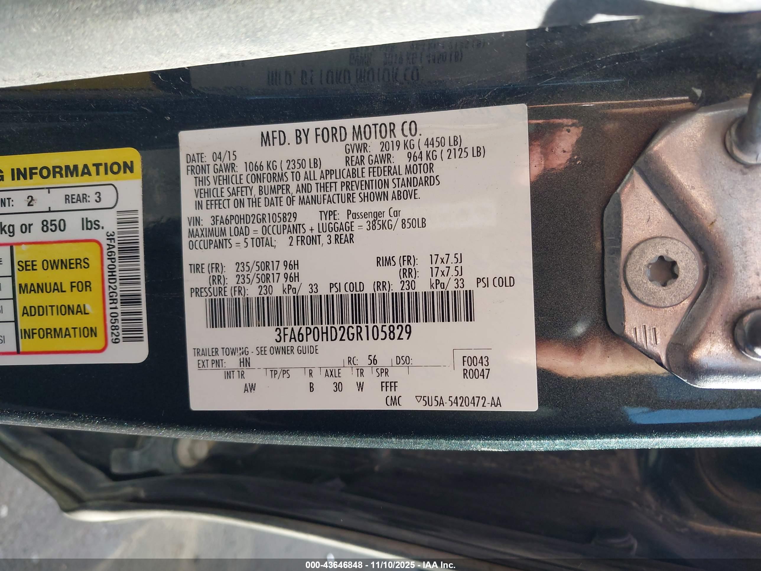 FORD FUSION image 9