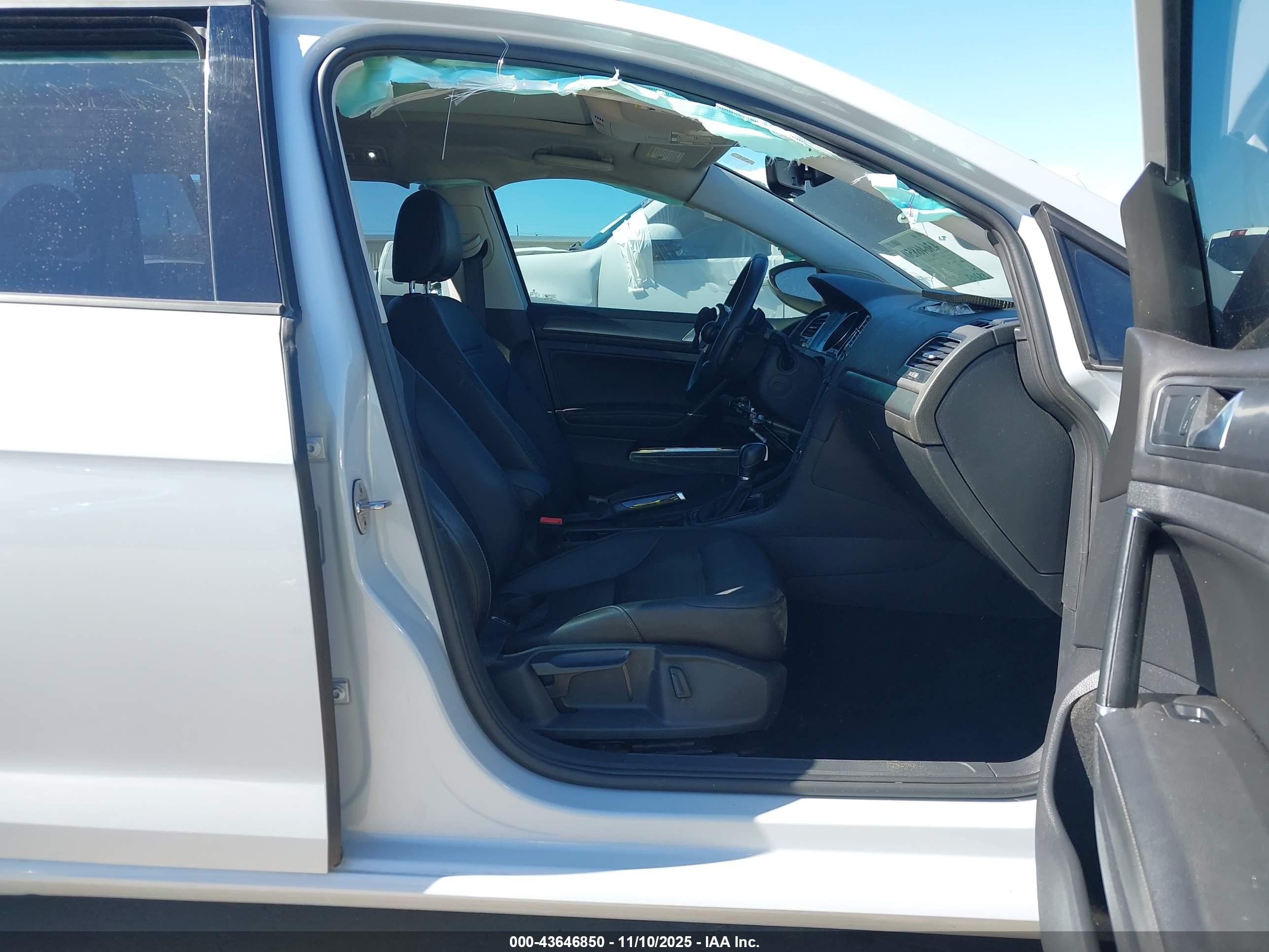 VOLKSWAGEN GOLF image 5