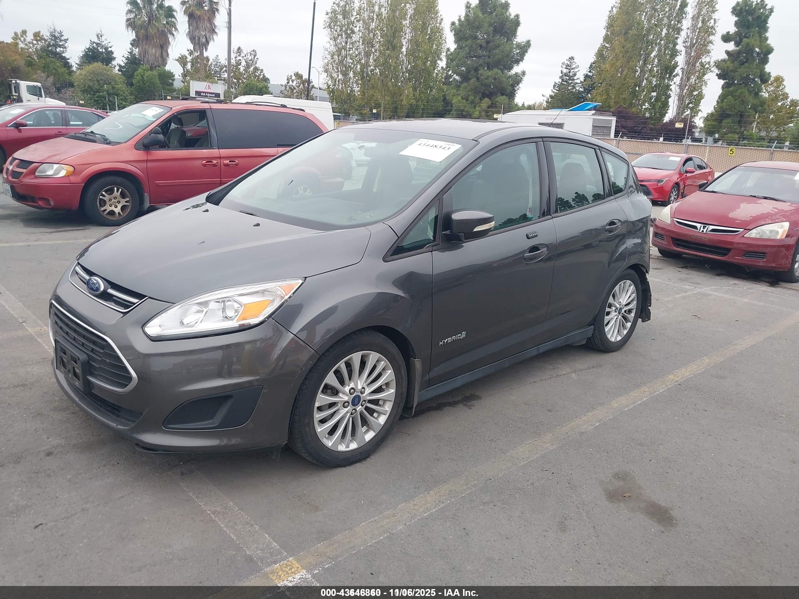 FORD C-MAX image 2
