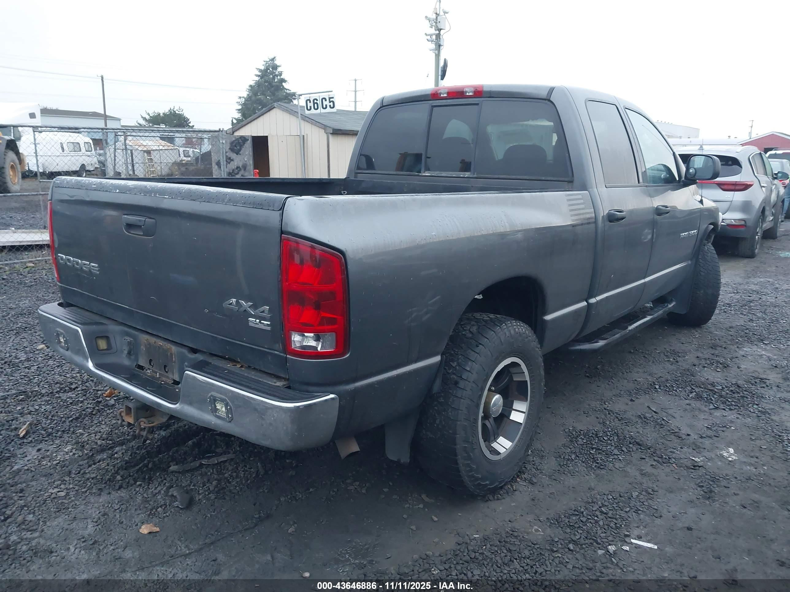 DODGE RAM image 4