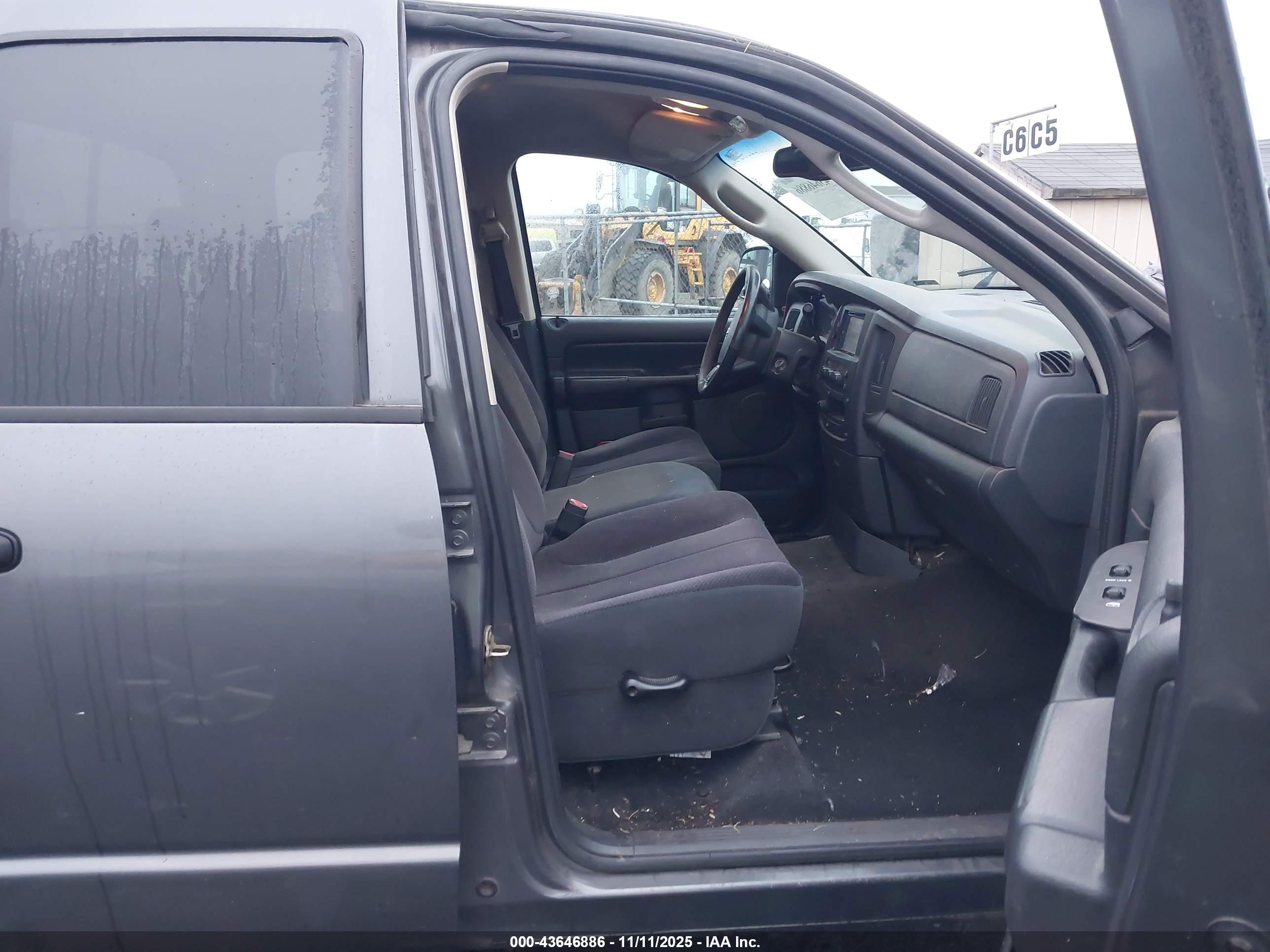 DODGE RAM image 5