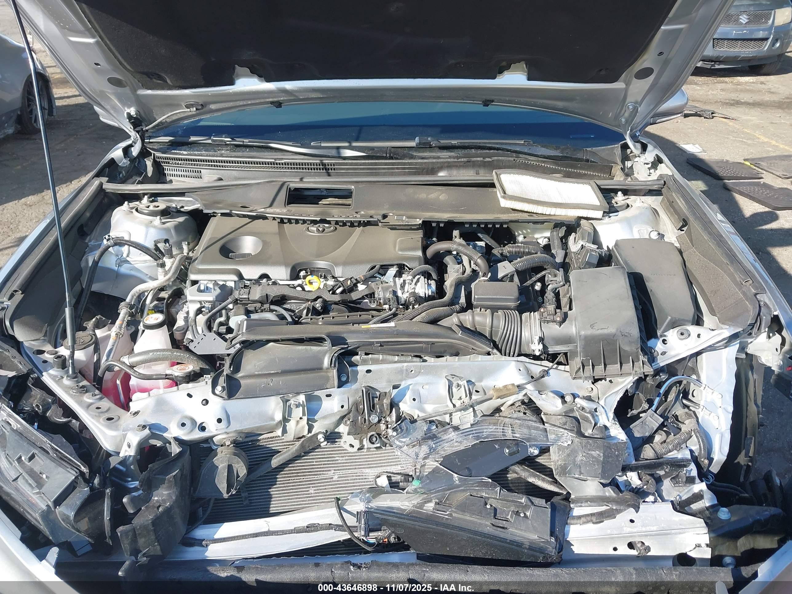 TOYOTA CAMRY image 10