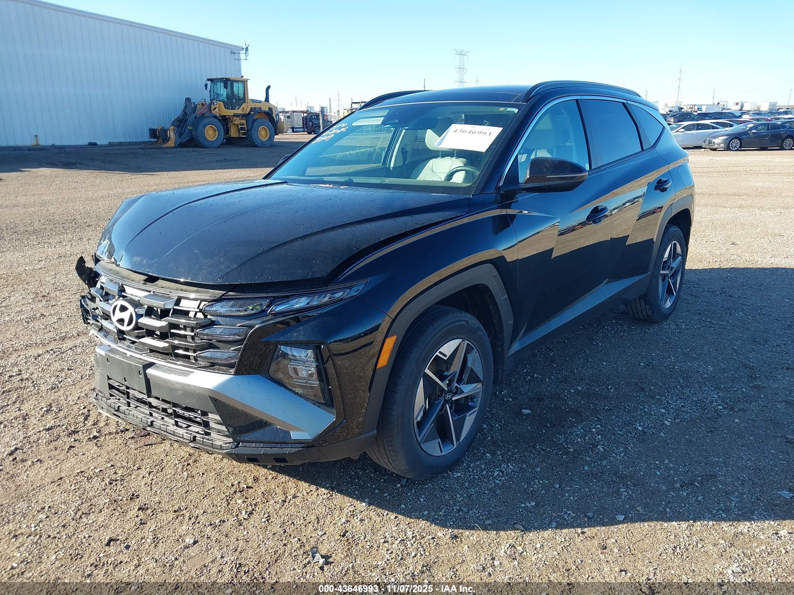 HYUNDAI TUCSON image 2