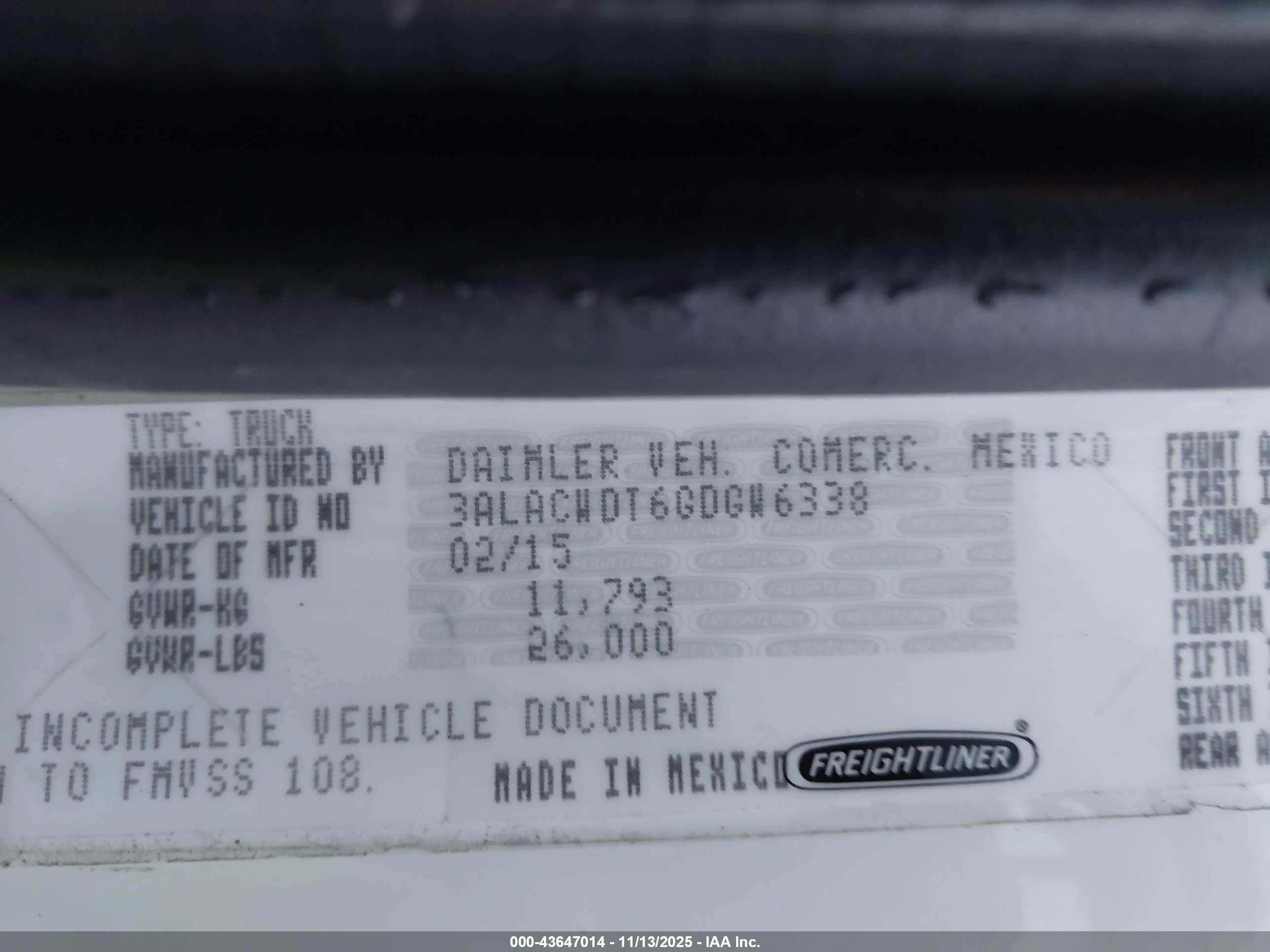 FREIGHTLINER M2 image 9