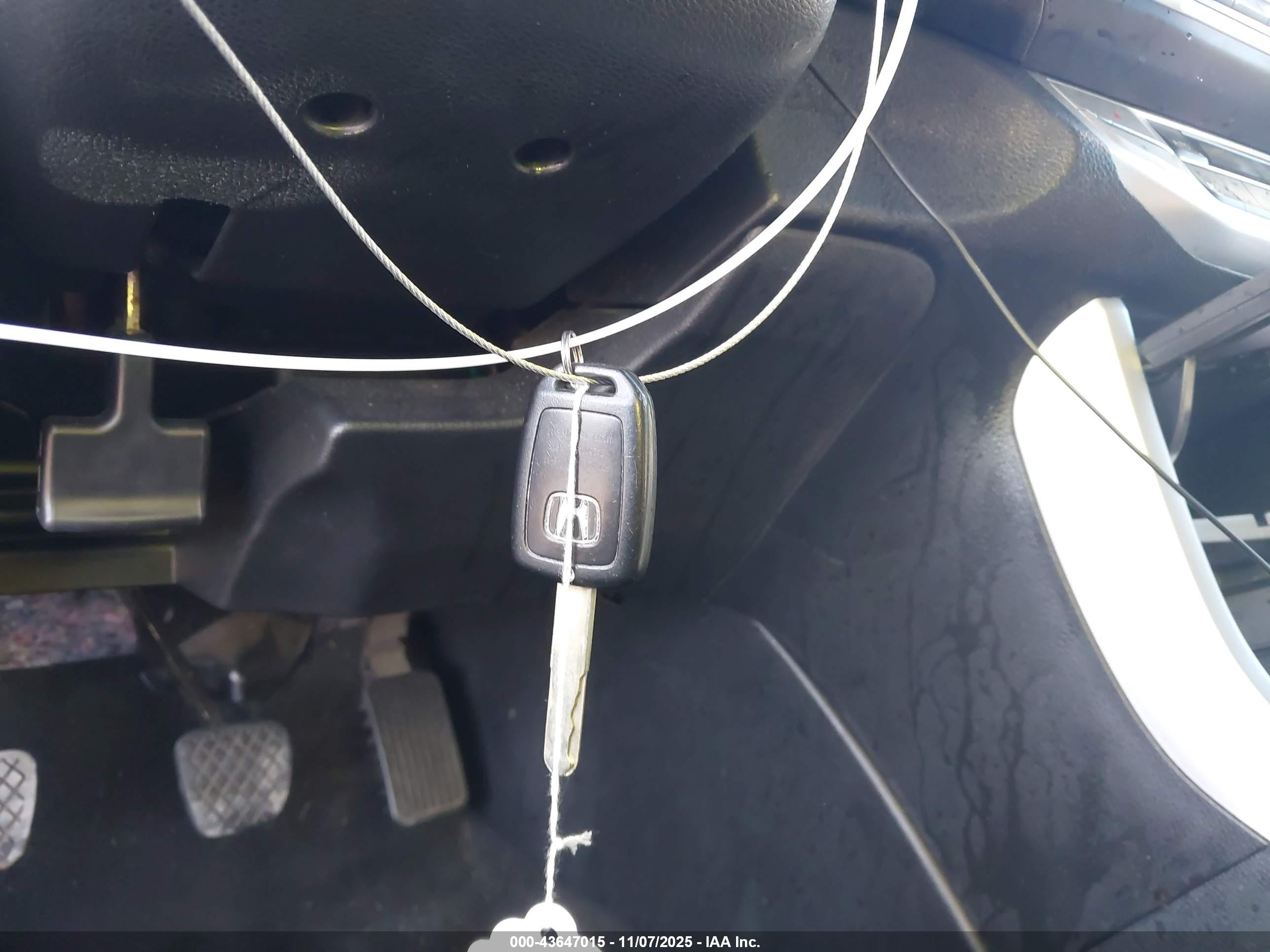 HONDA ACCORD image 11