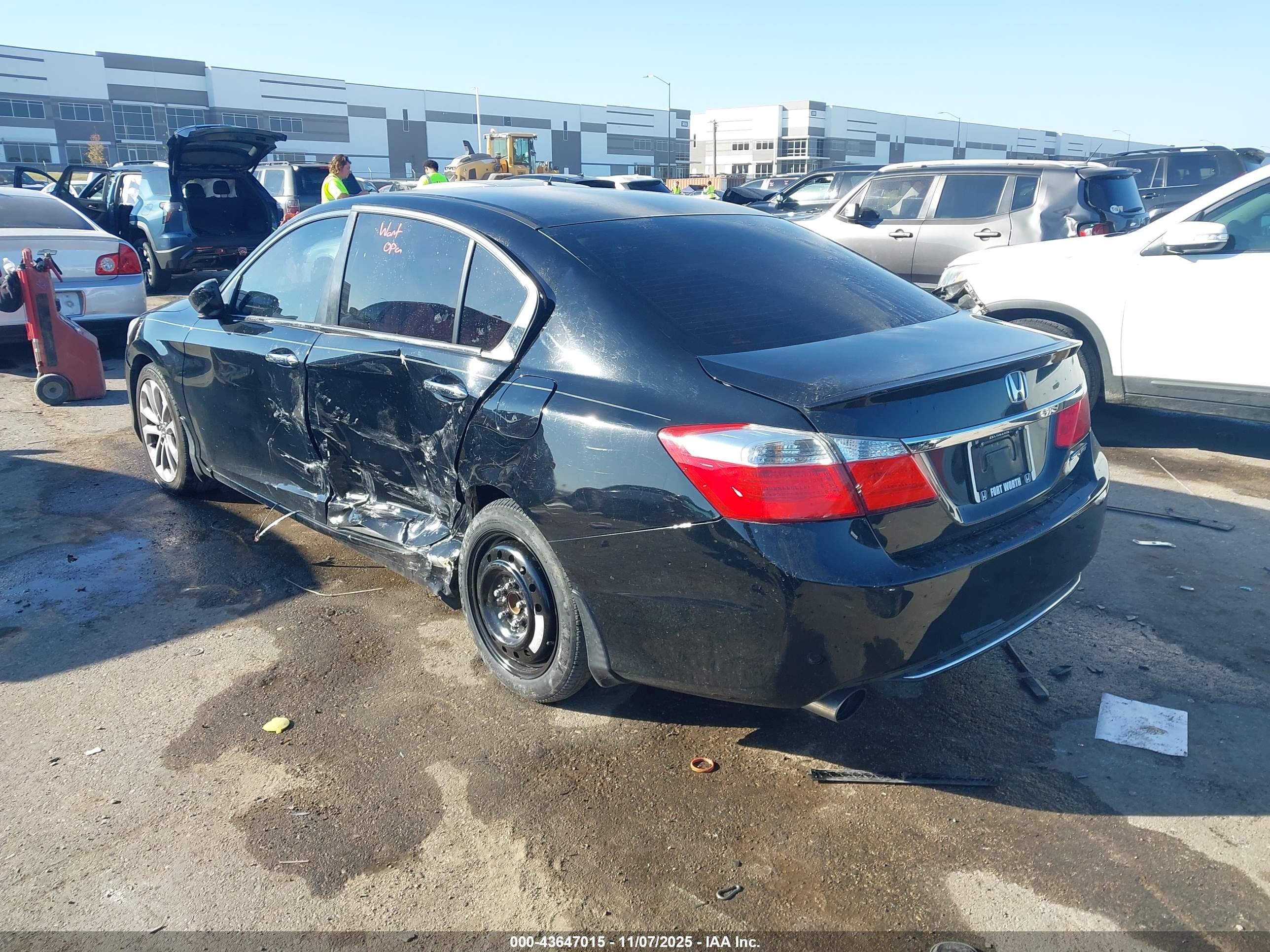 HONDA ACCORD image 3