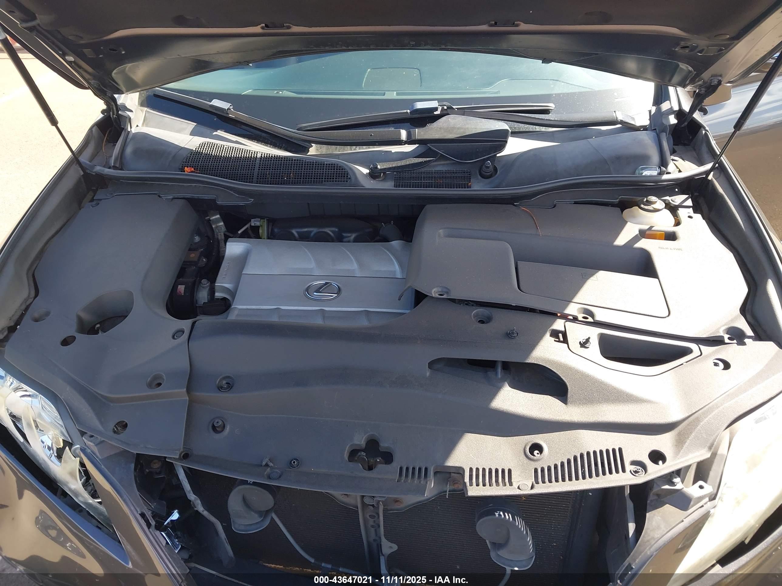 LEXUS RX image 10