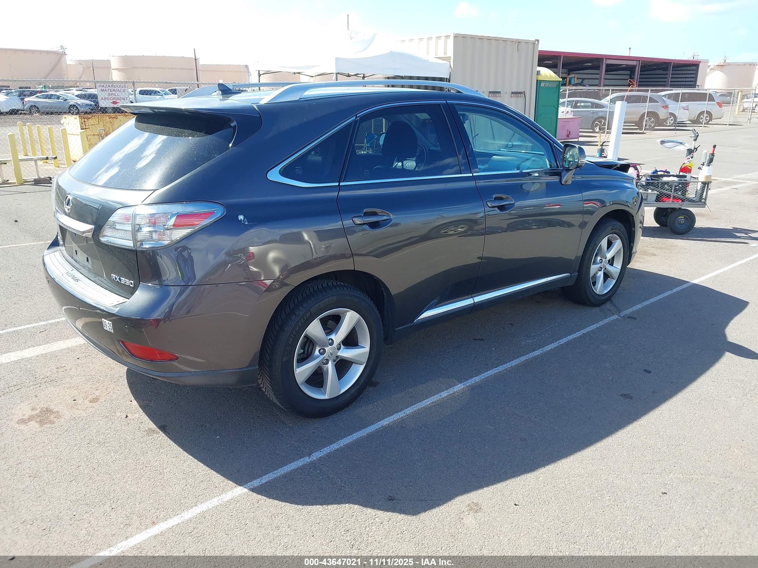 LEXUS RX image 4