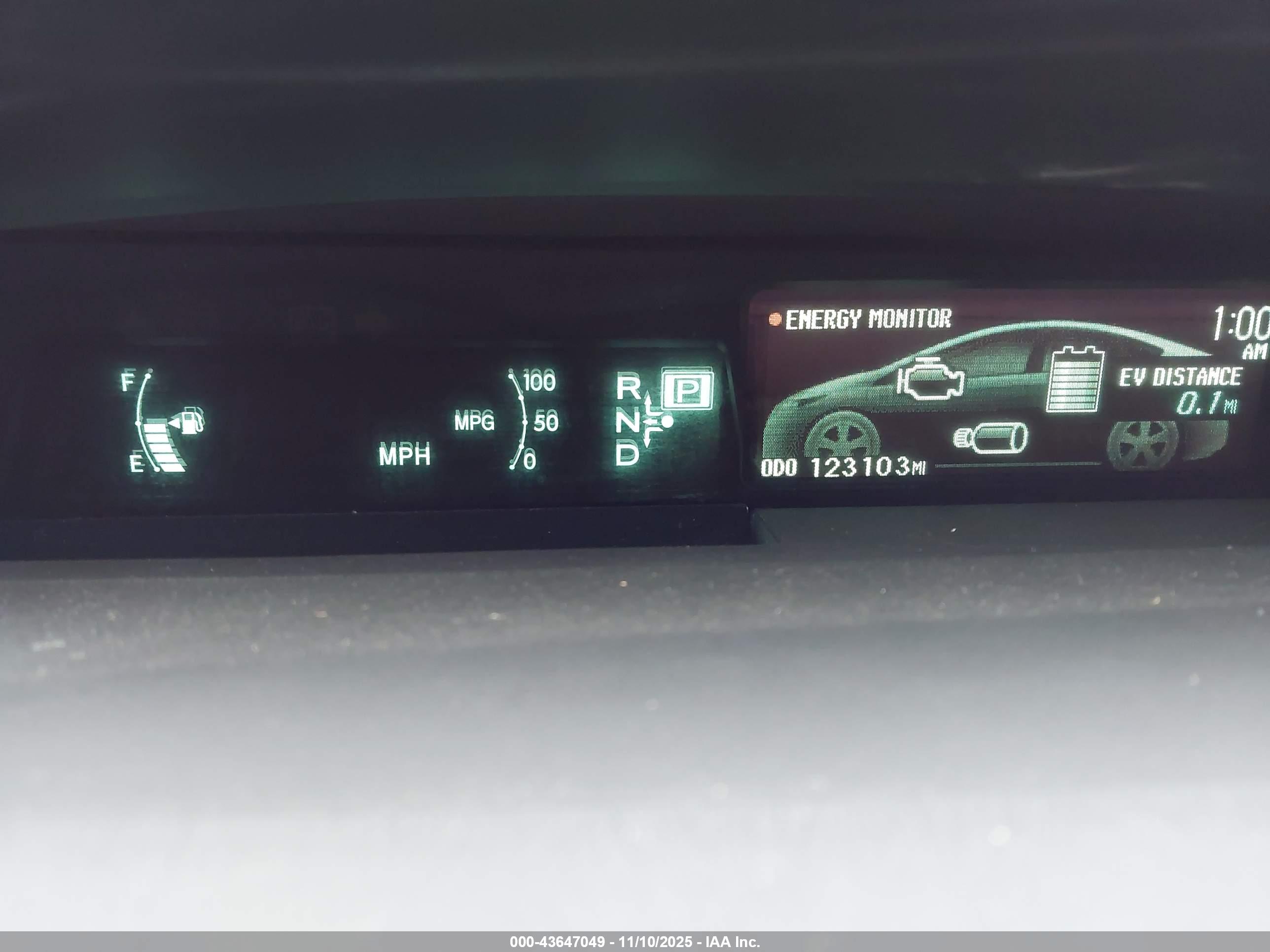 TOYOTA PRIUS image 7