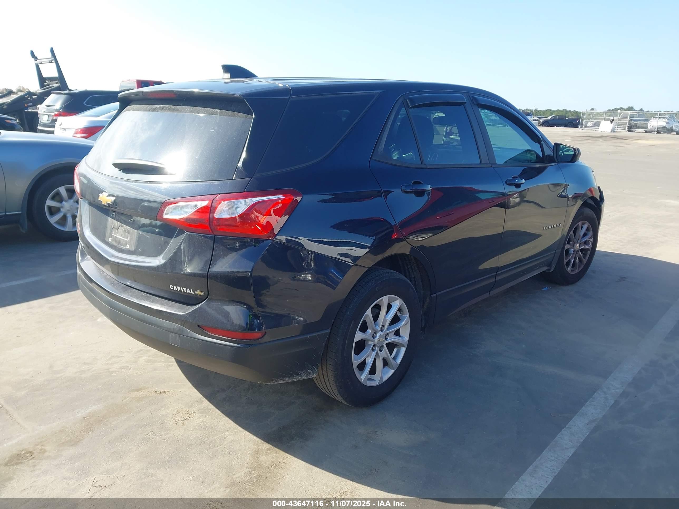 CHEVROLET EQUINOX image 4