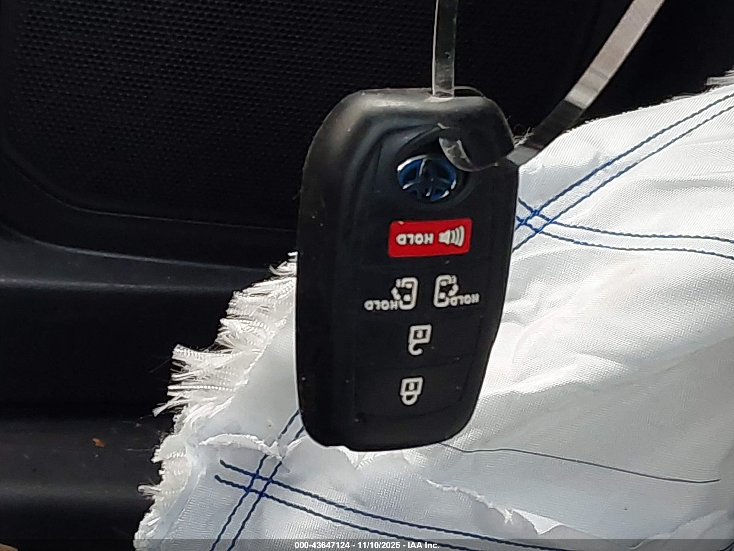 TOYOTA SIENNA image 11