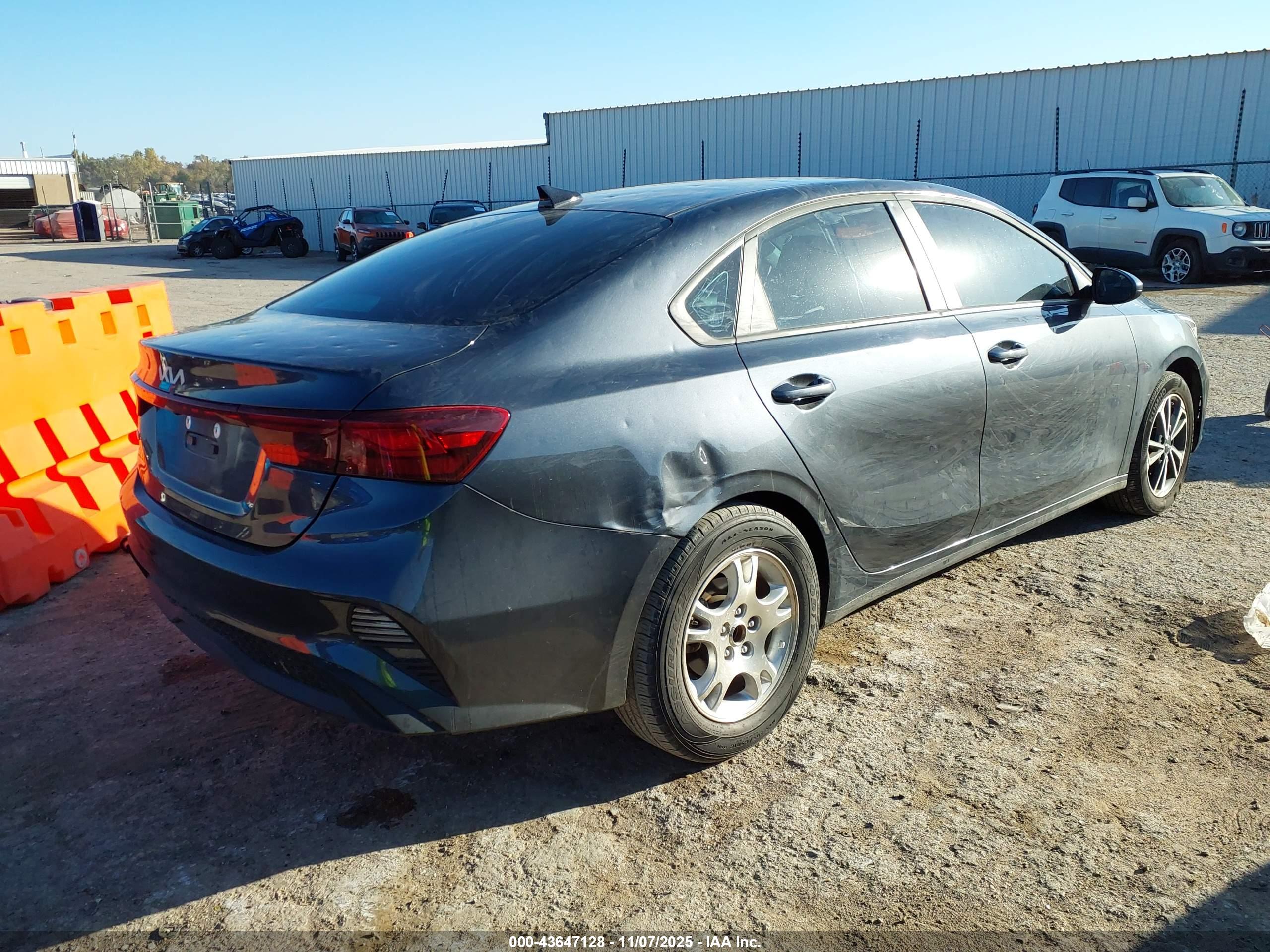 KIA FORTE image 4
