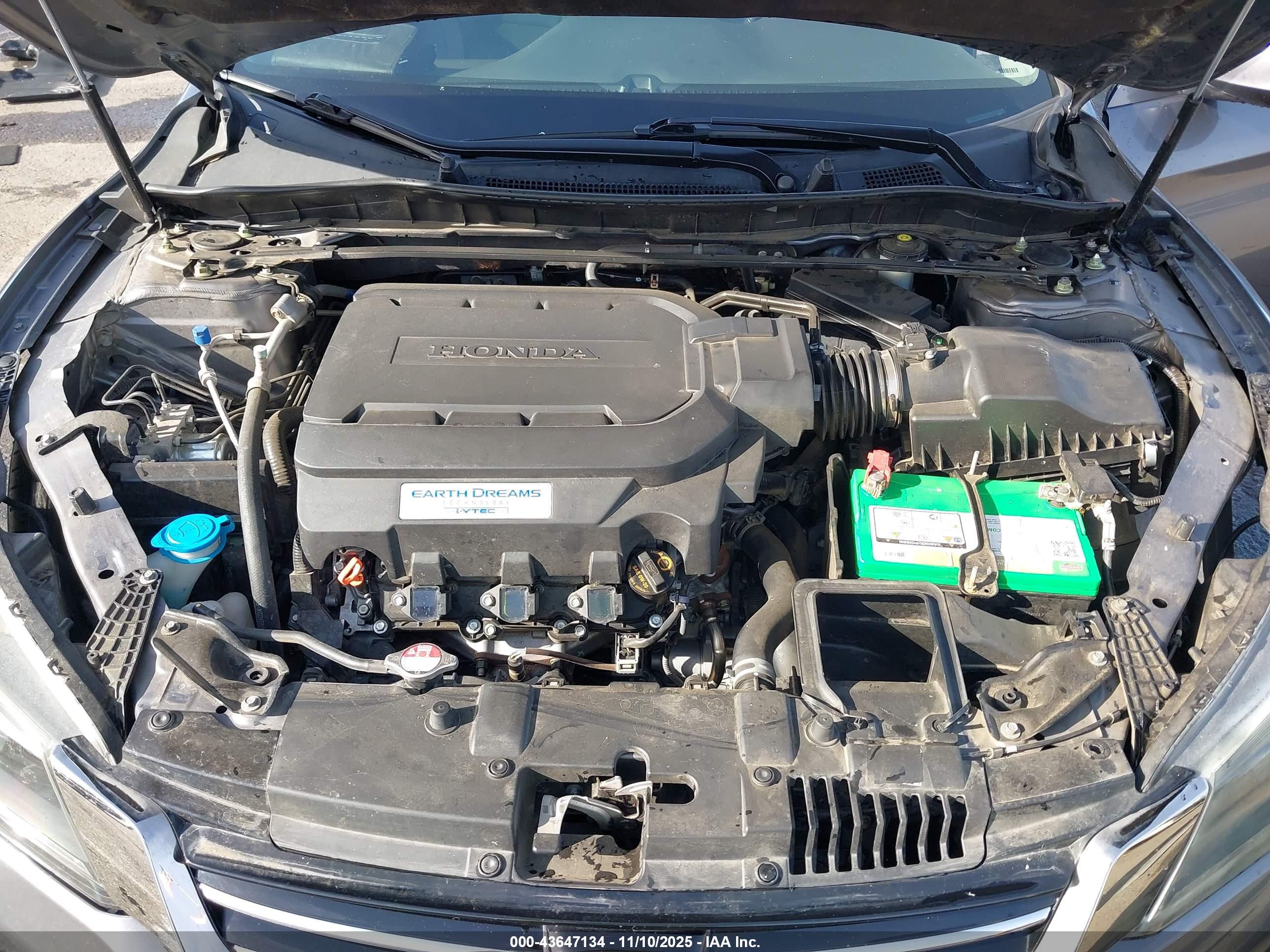 HONDA ACCORD image 10