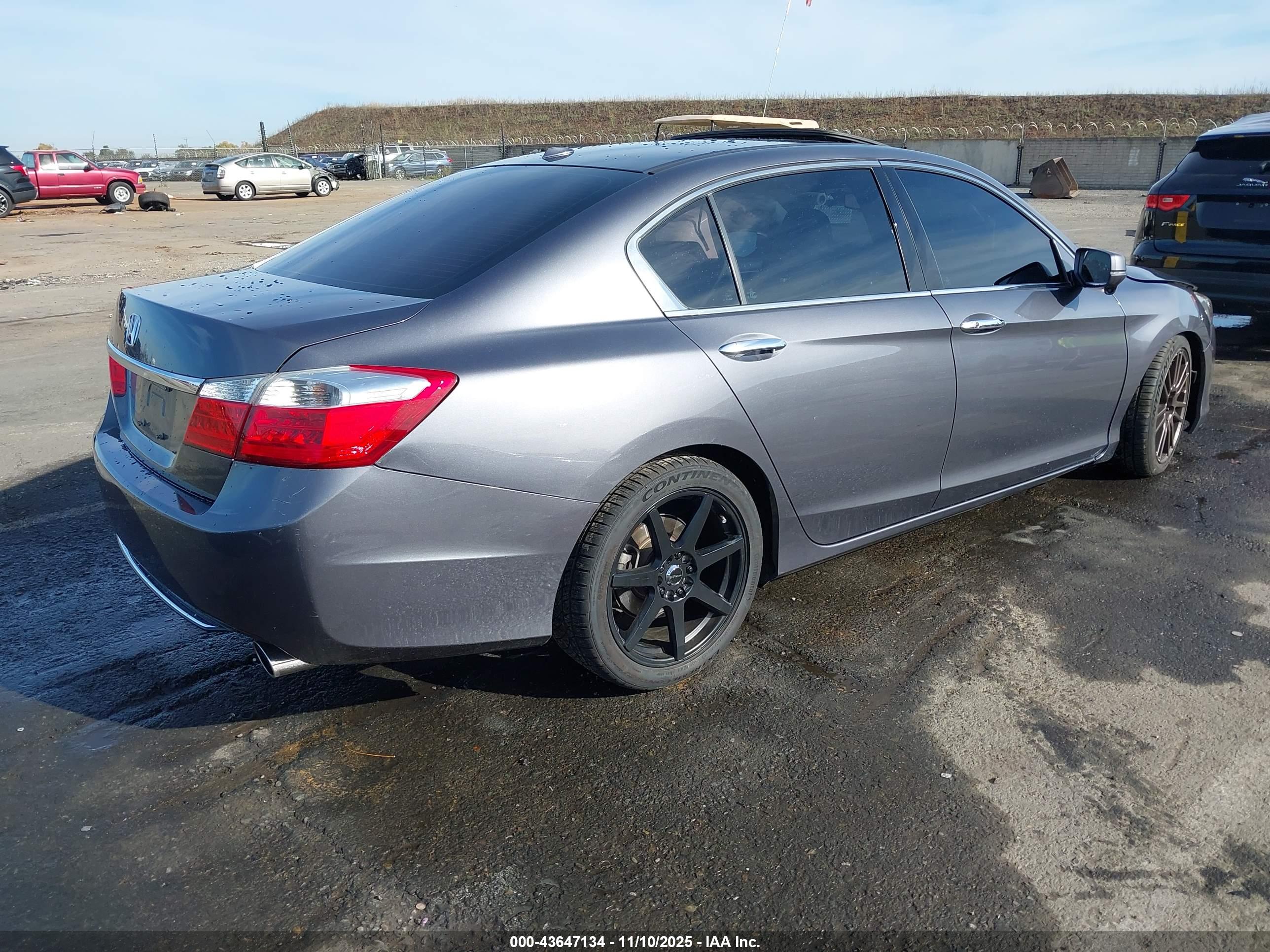 HONDA ACCORD image 4