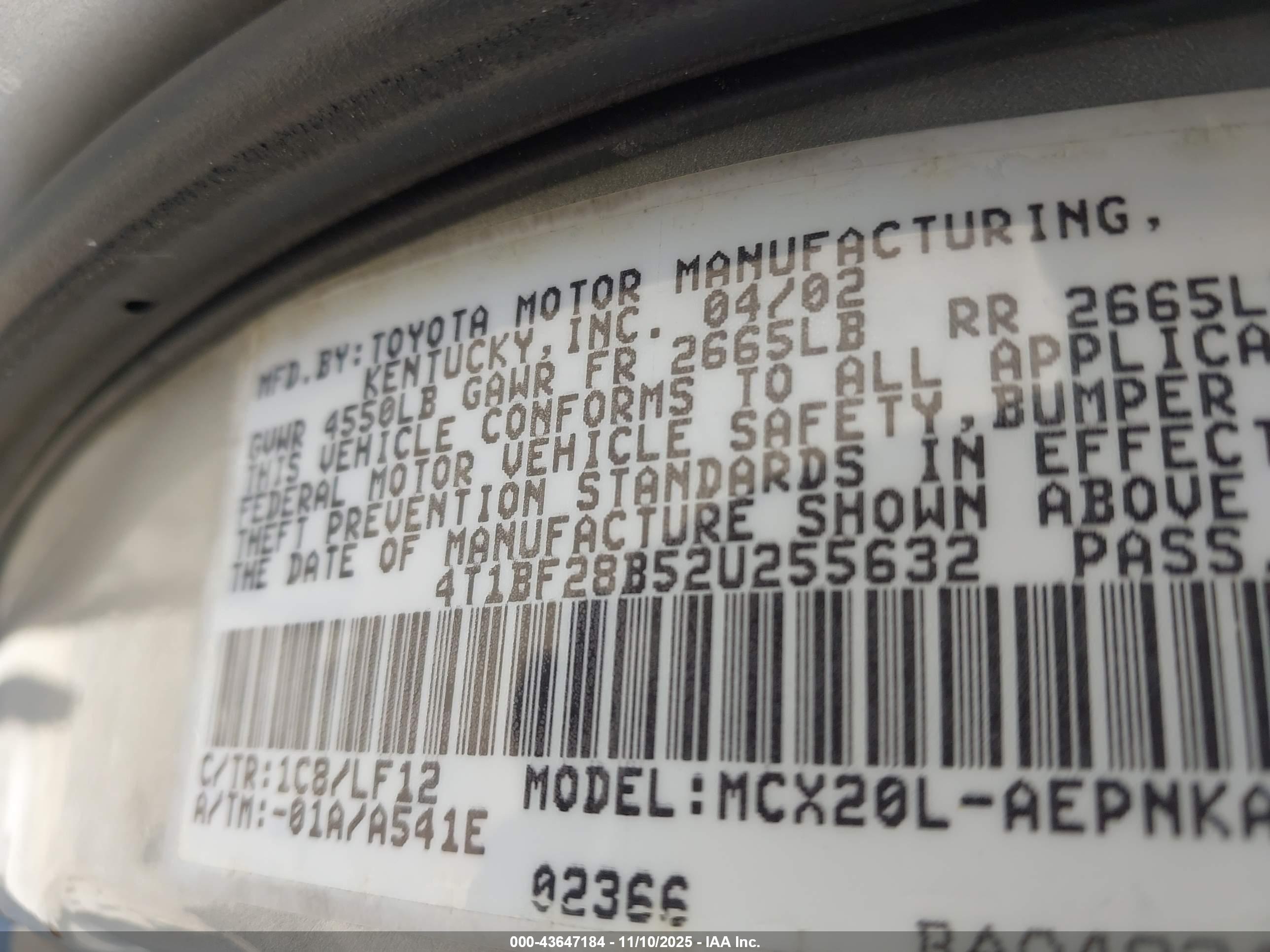 TOYOTA AVALON image 9