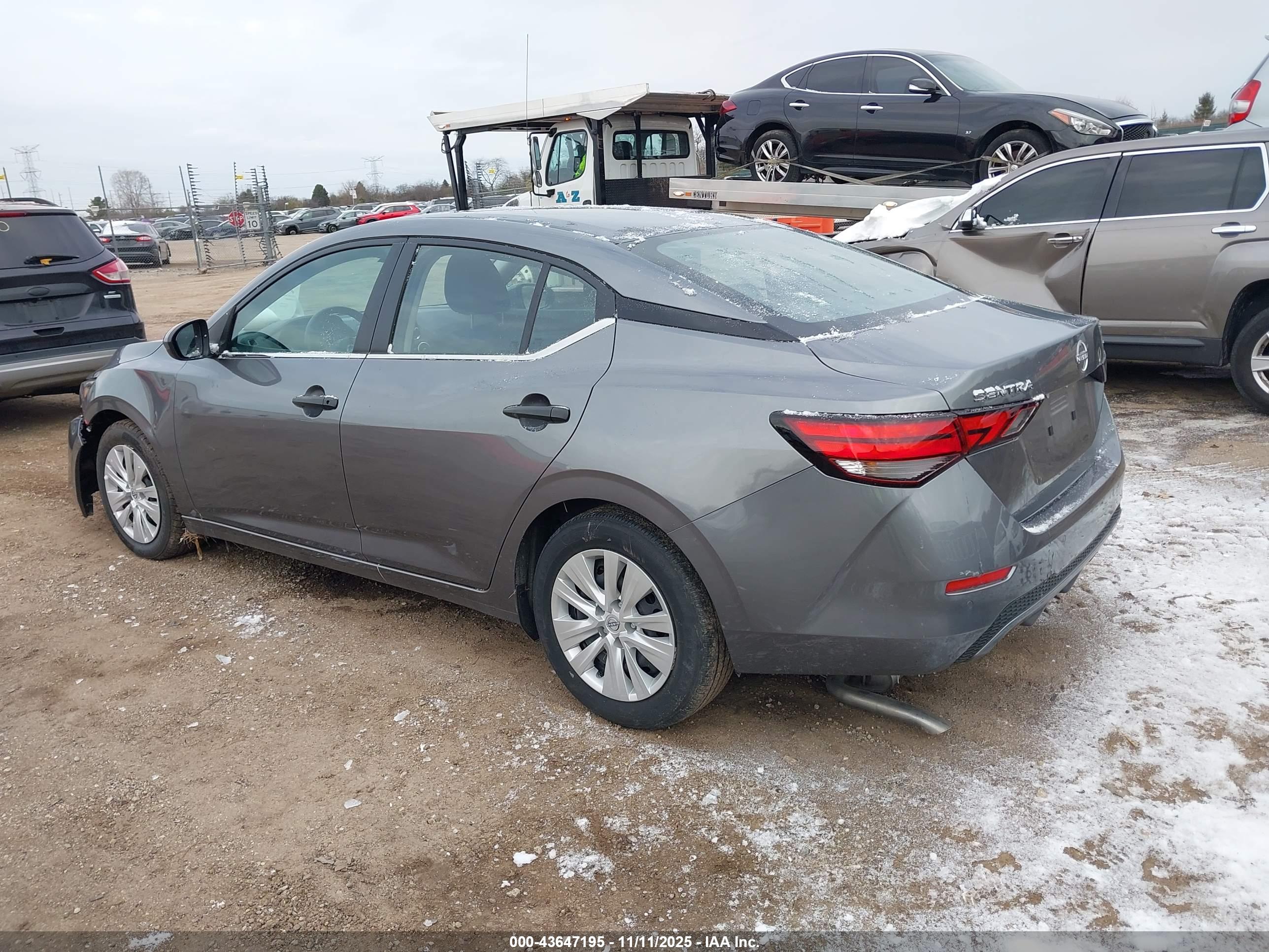 NISSAN SENTRA image 3