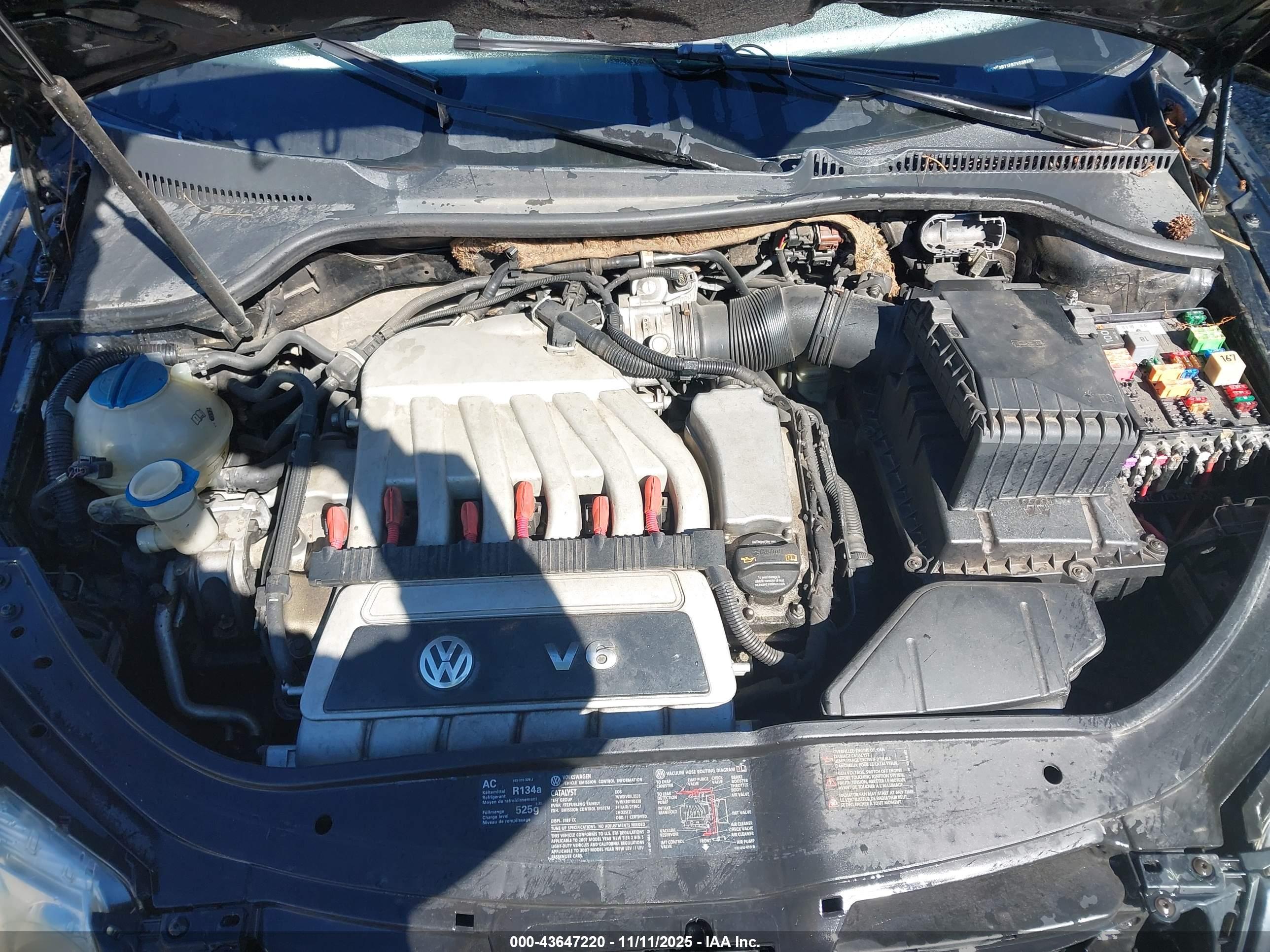VOLKSWAGEN EOS image 10