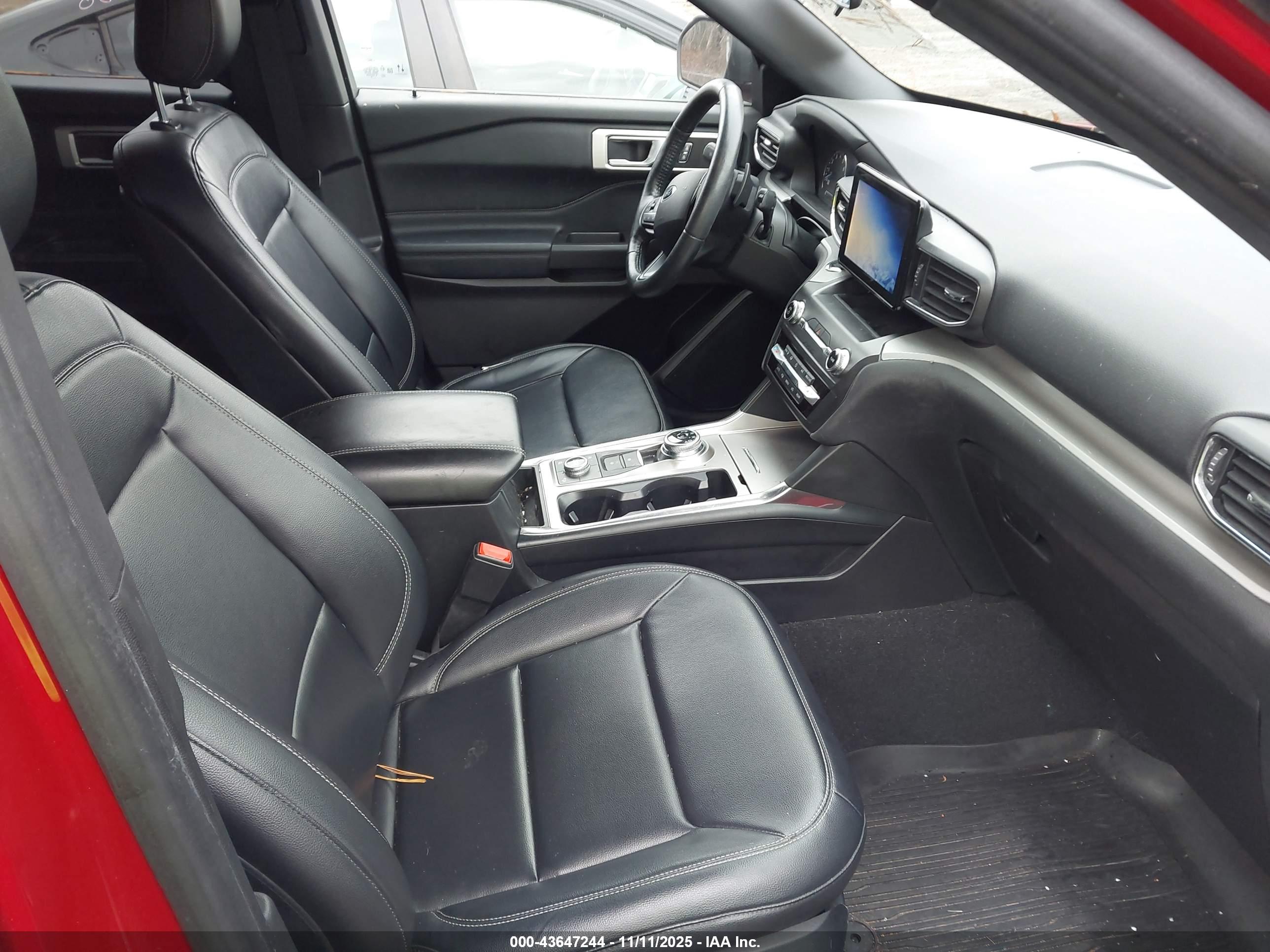 FORD EXPLORER image 5