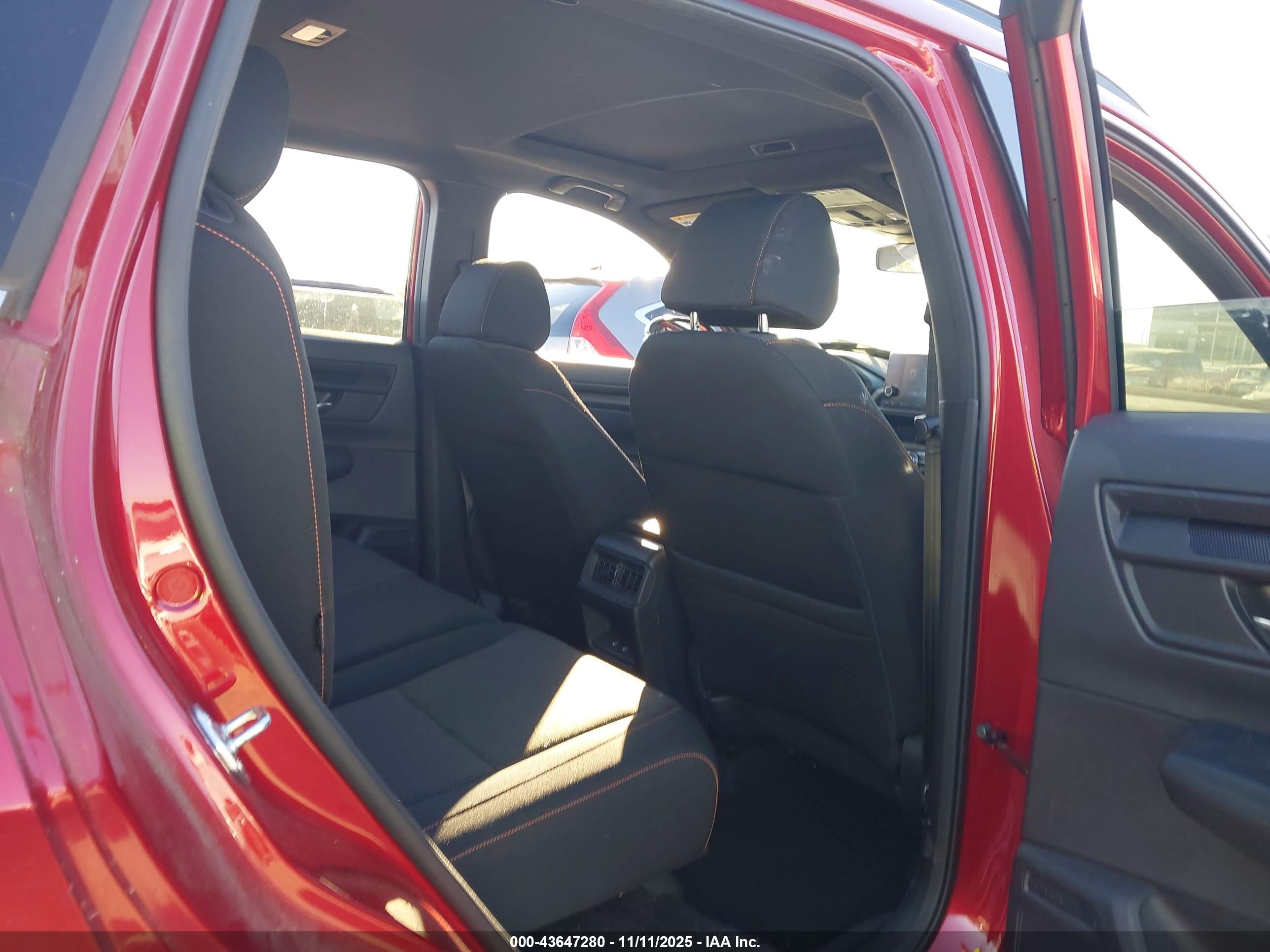 HONDA CR-V image 8