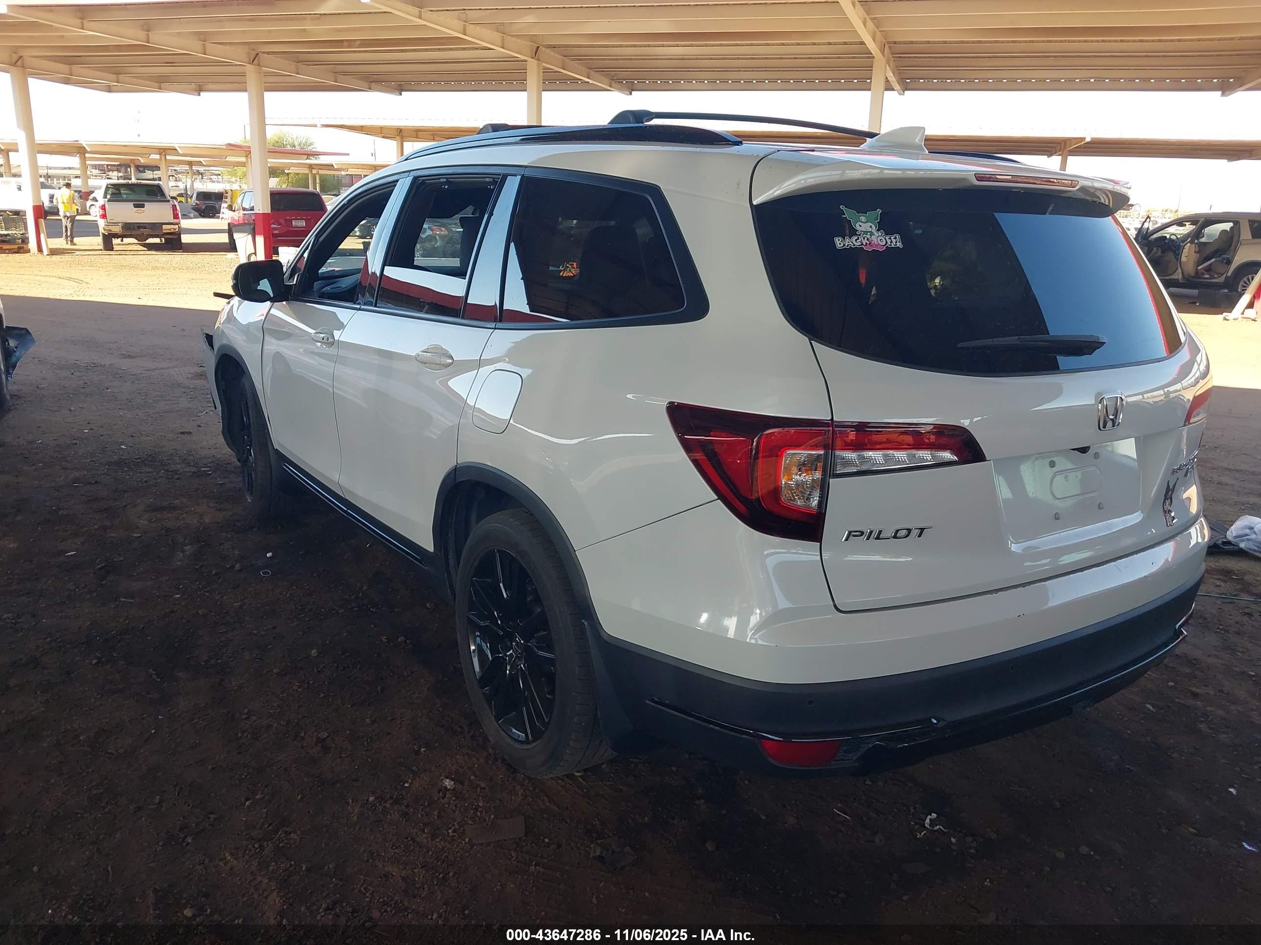 HONDA PILOT image 3