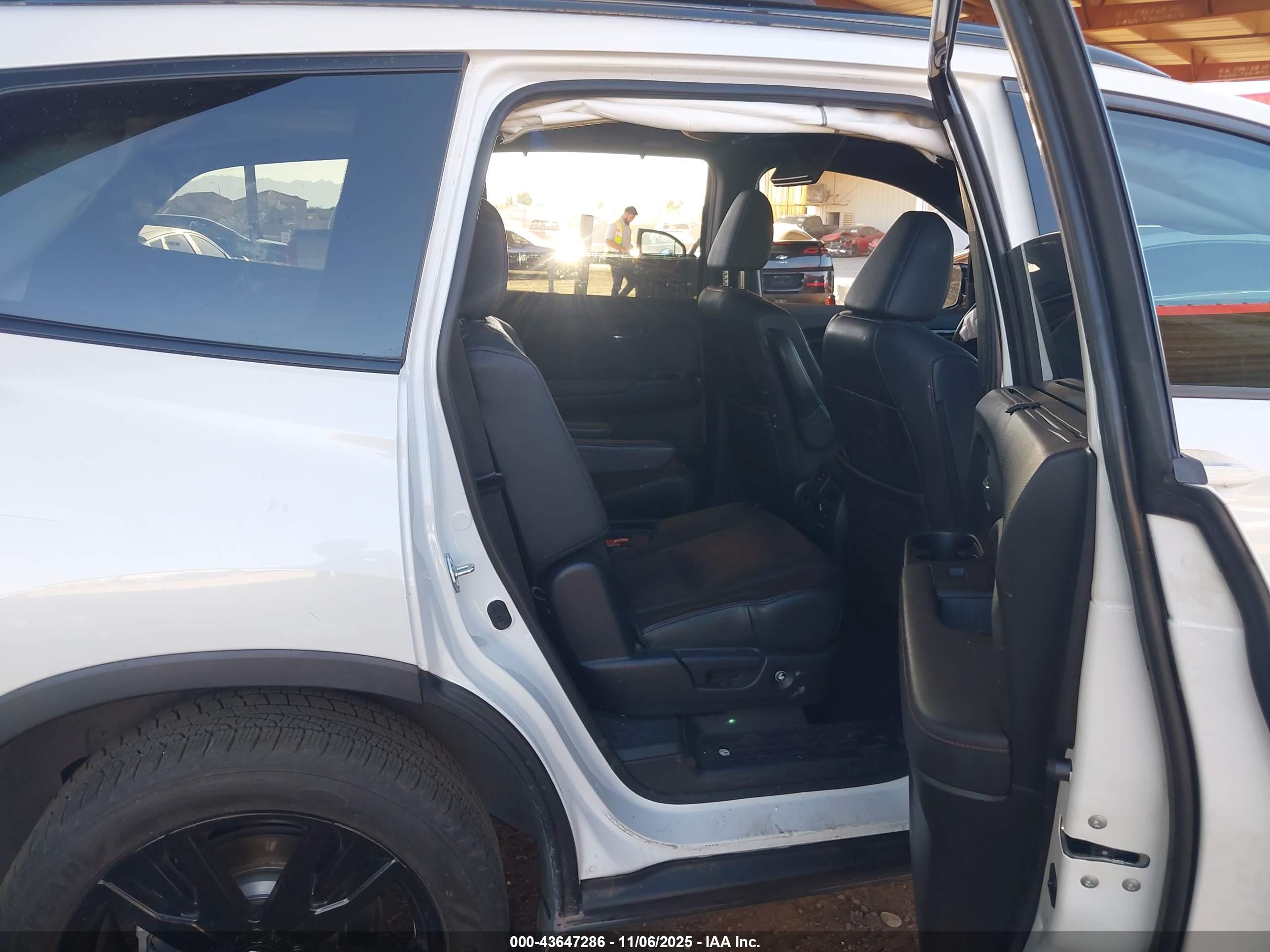 HONDA PILOT image 8