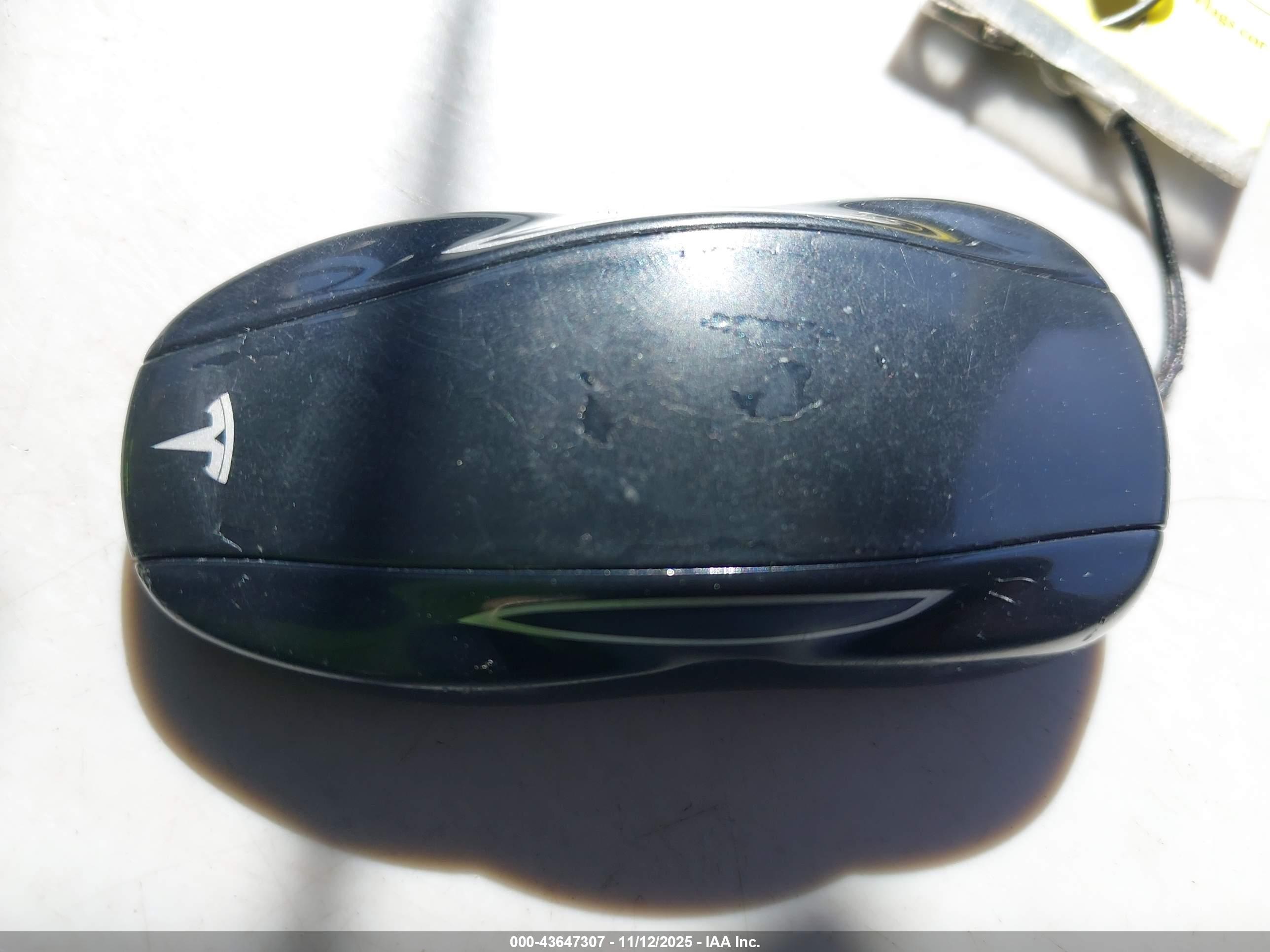 TESLA MODEL image 11