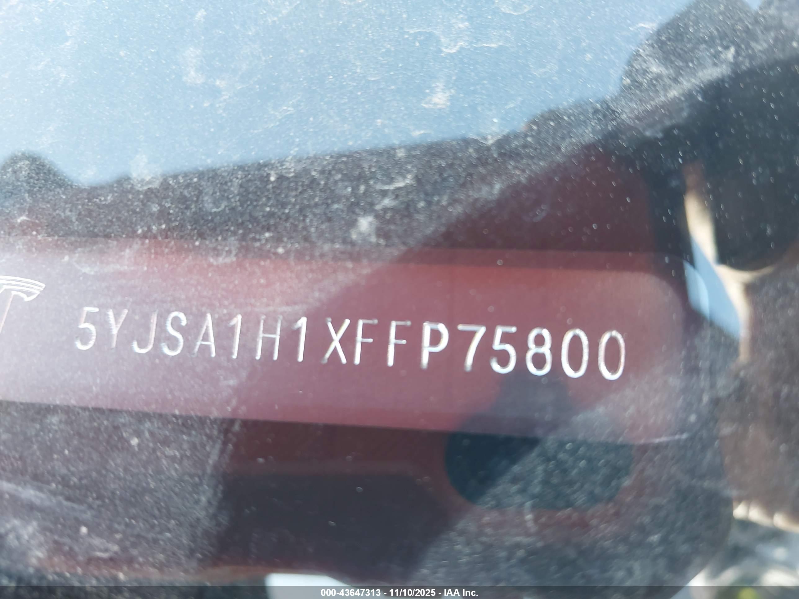 TESLA MODEL image 9