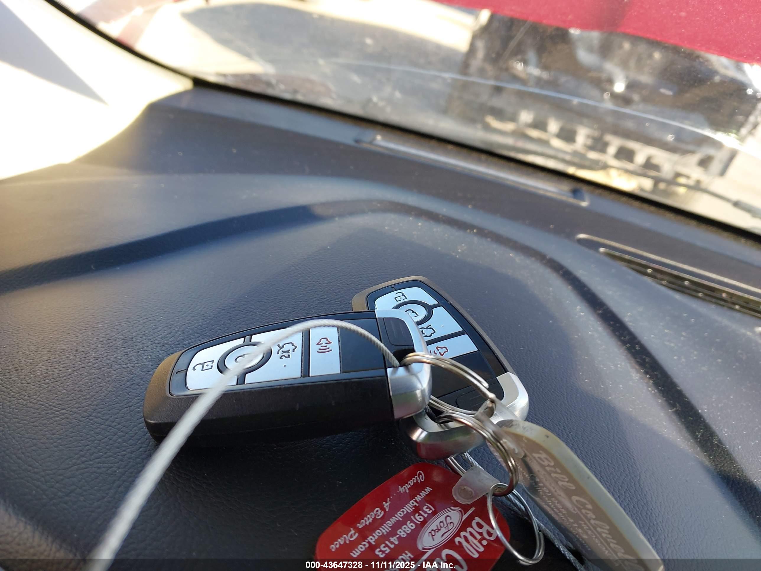 FORD FUSION image 11