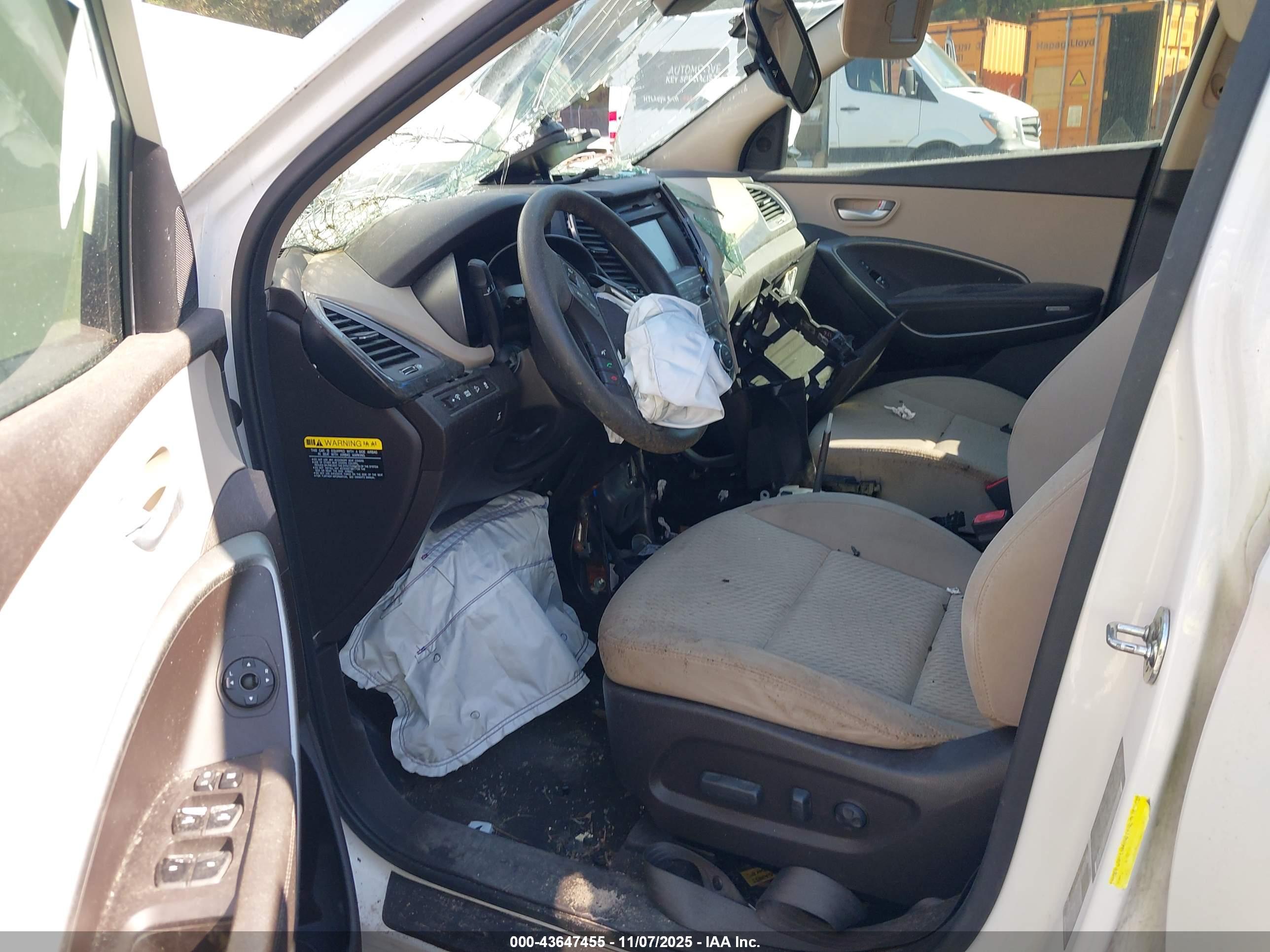 HYUNDAI SANTA image 5