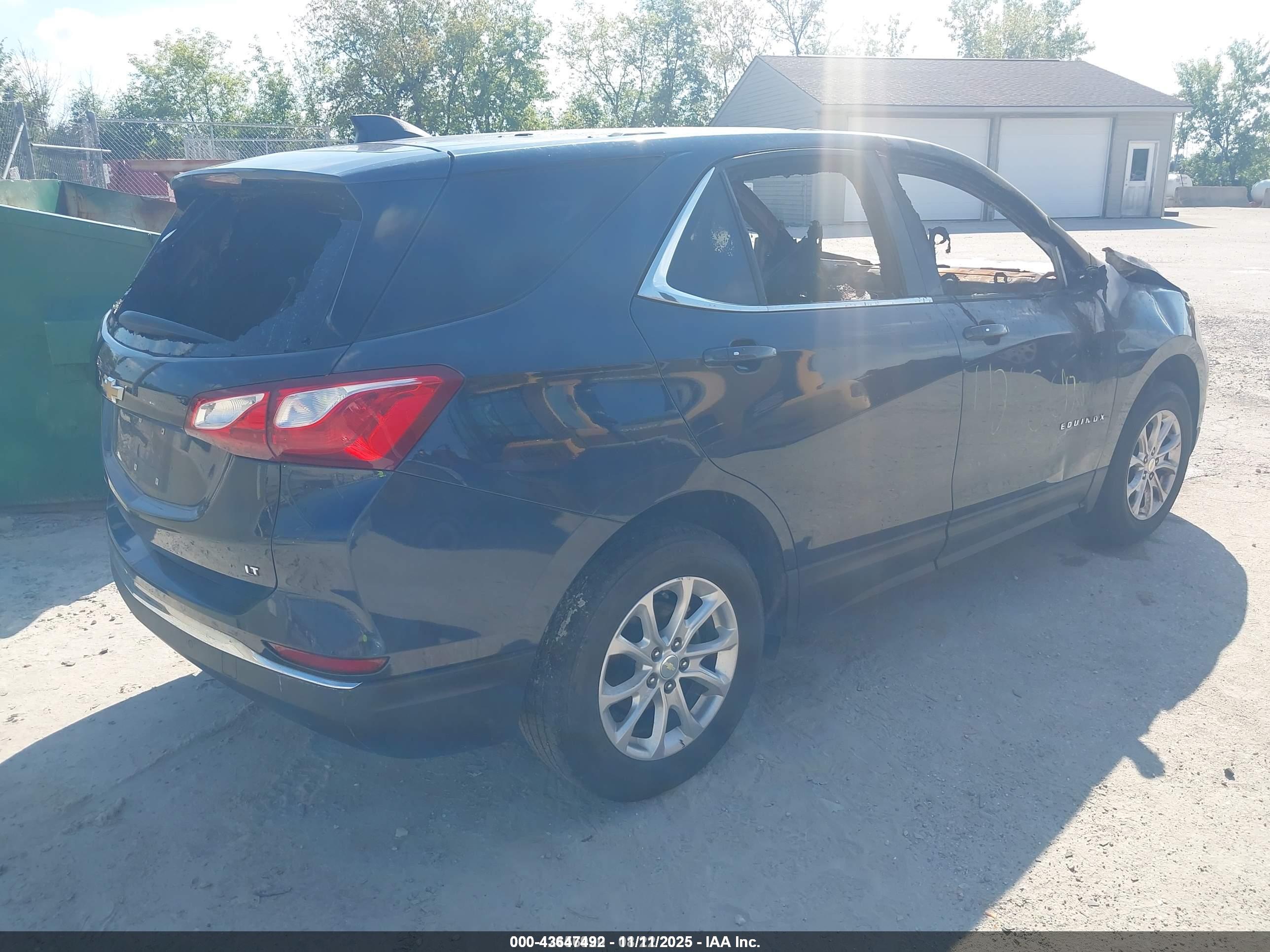 CHEVROLET EQUINOX image 4