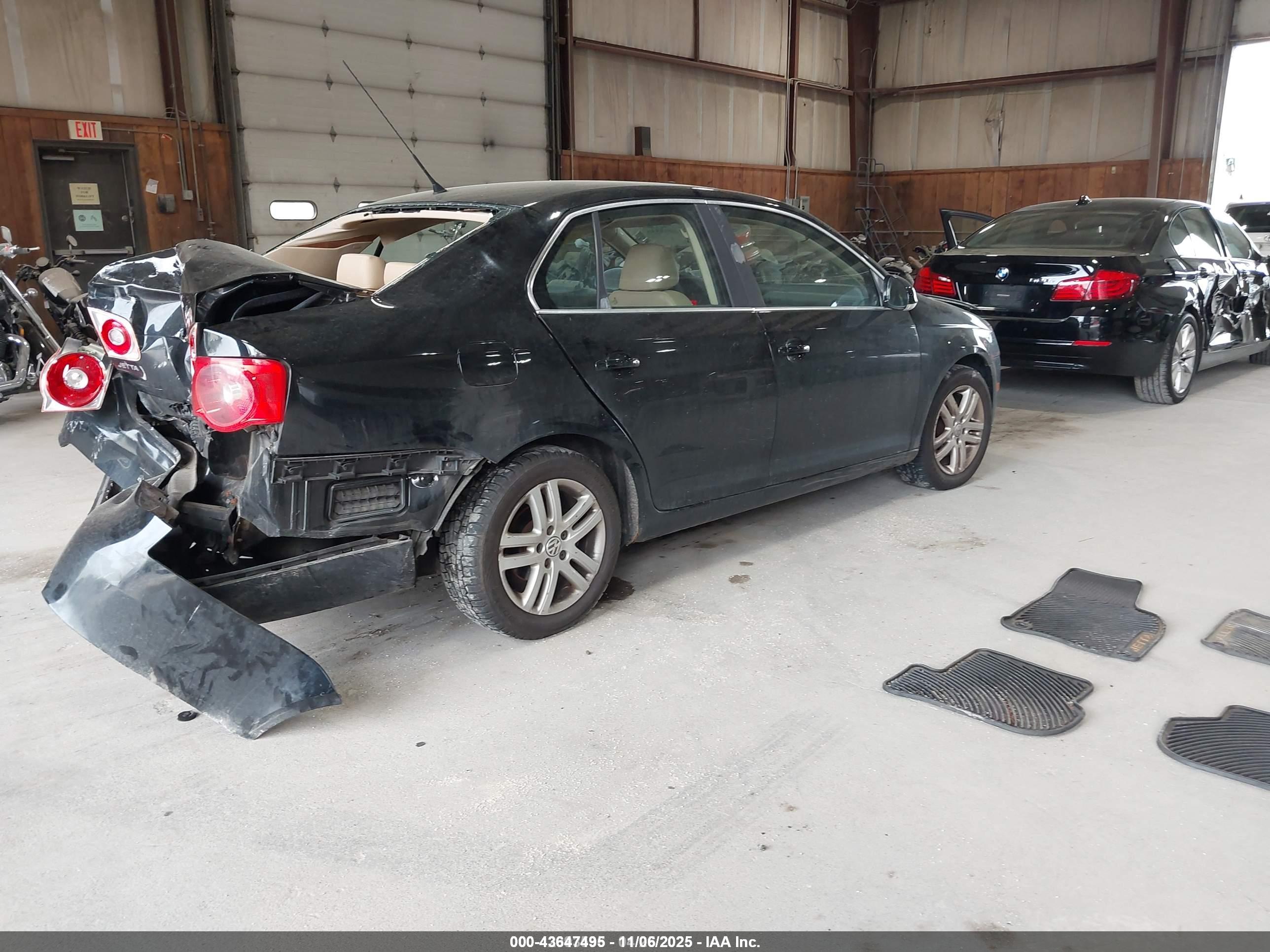 VOLKSWAGEN JETTA image 4
