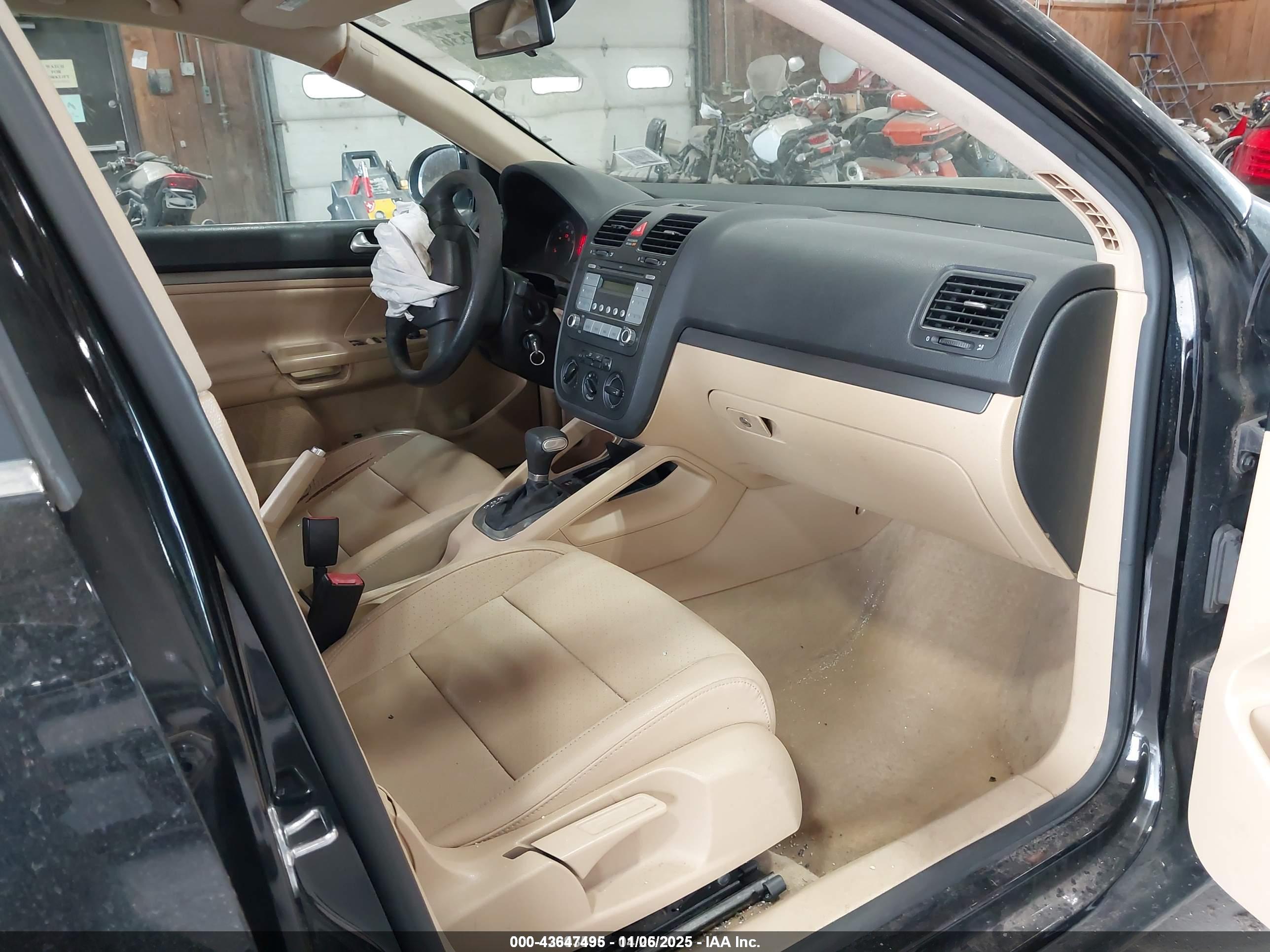 VOLKSWAGEN JETTA image 5