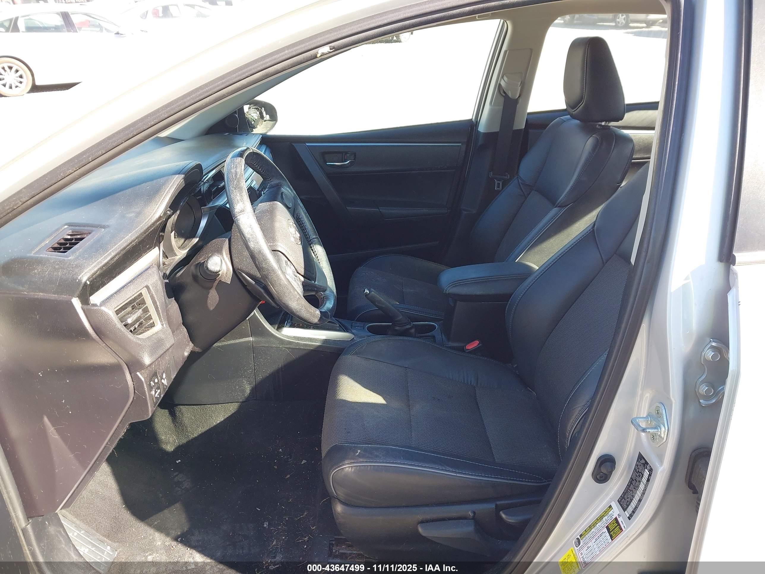 TOYOTA COROLLA image 5
