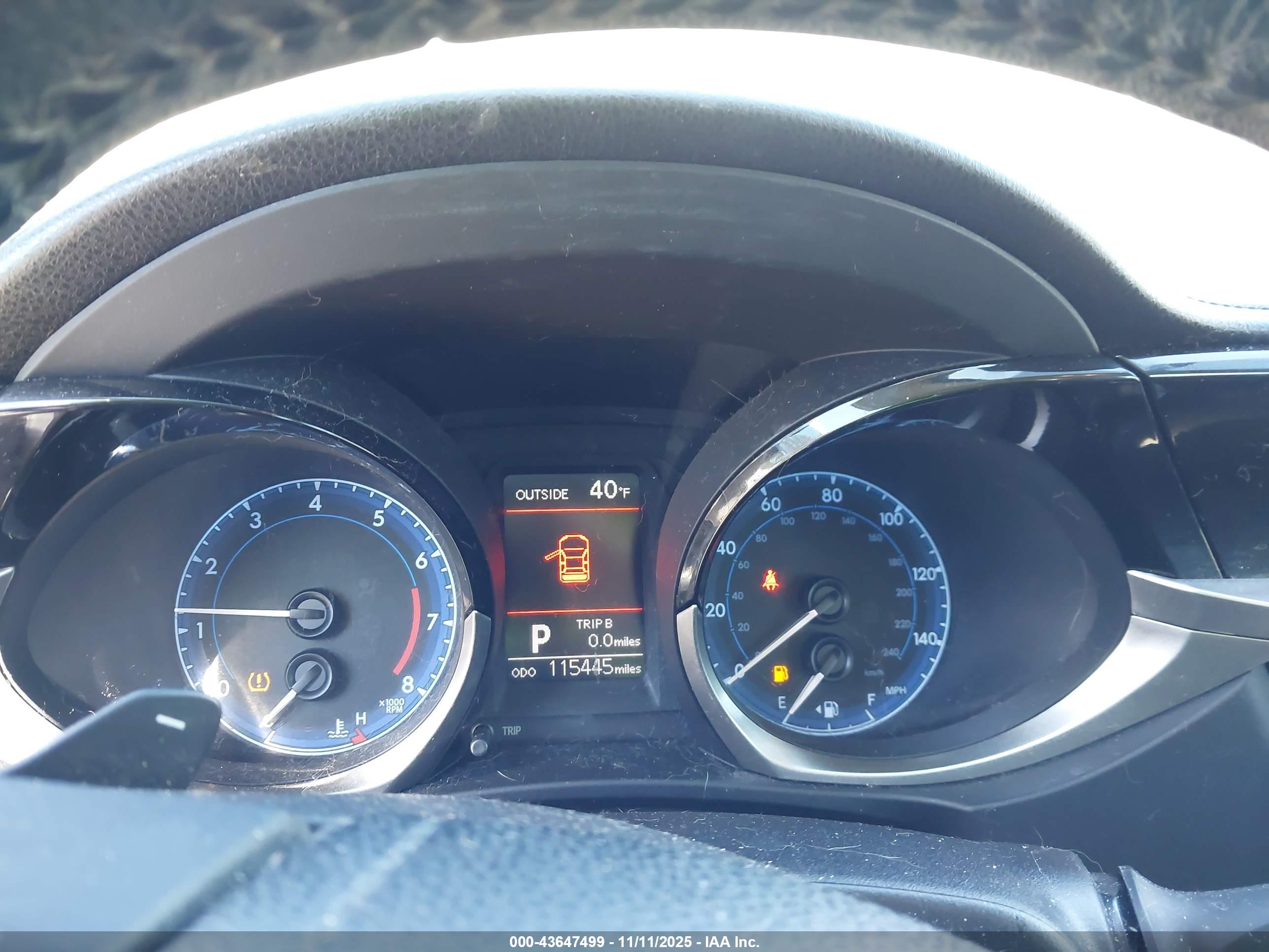 TOYOTA COROLLA image 7