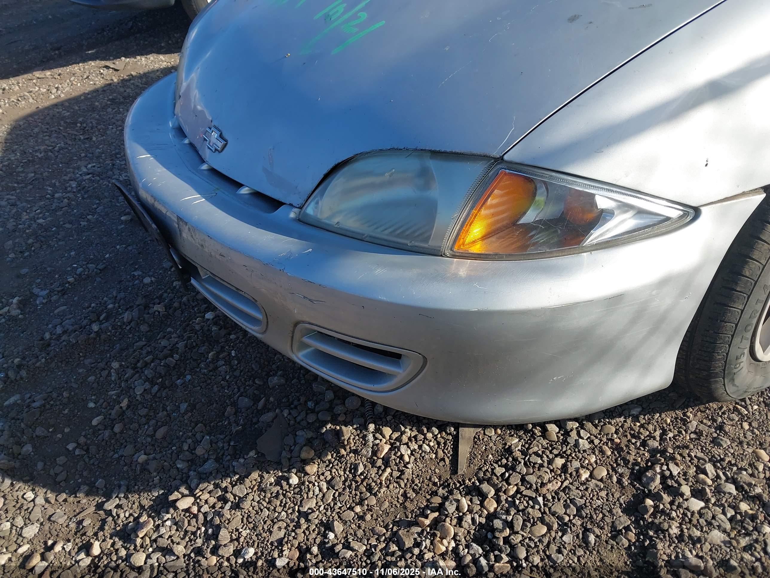 CHEVROLET CAVALIER image 6