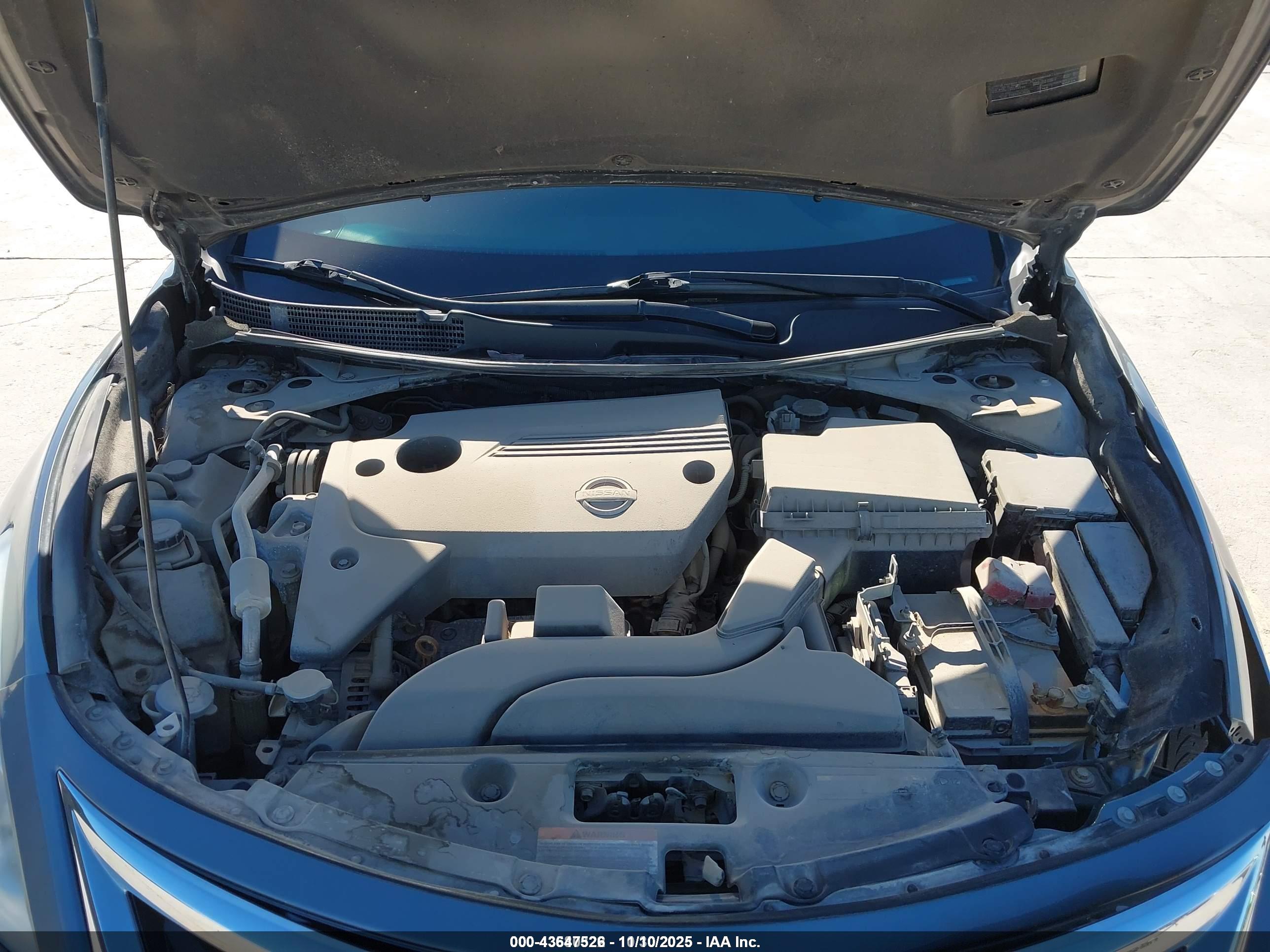 NISSAN ALTIMA image 10