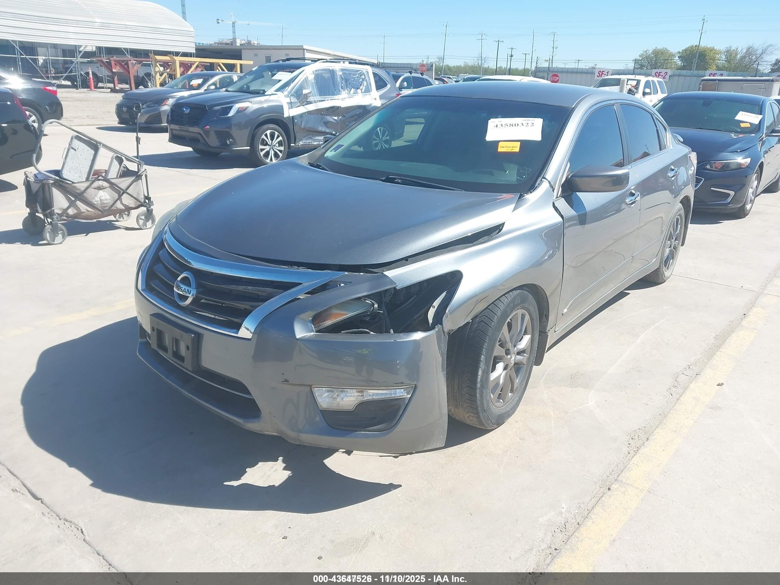 NISSAN ALTIMA image 2