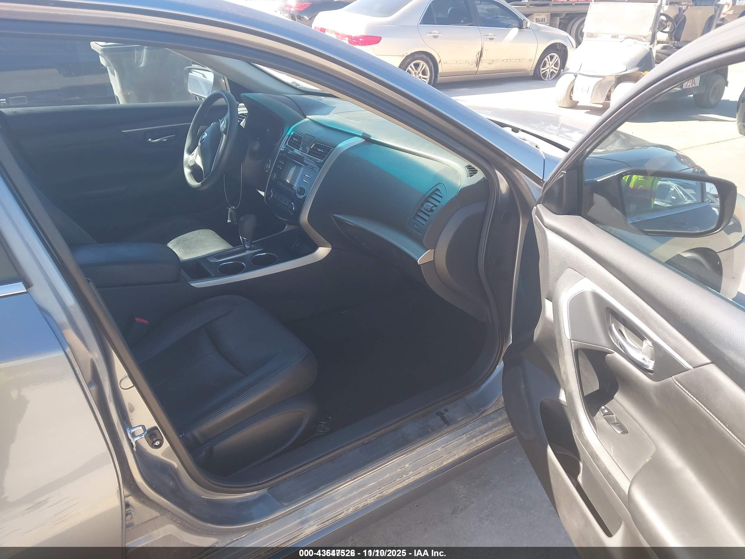NISSAN ALTIMA image 5