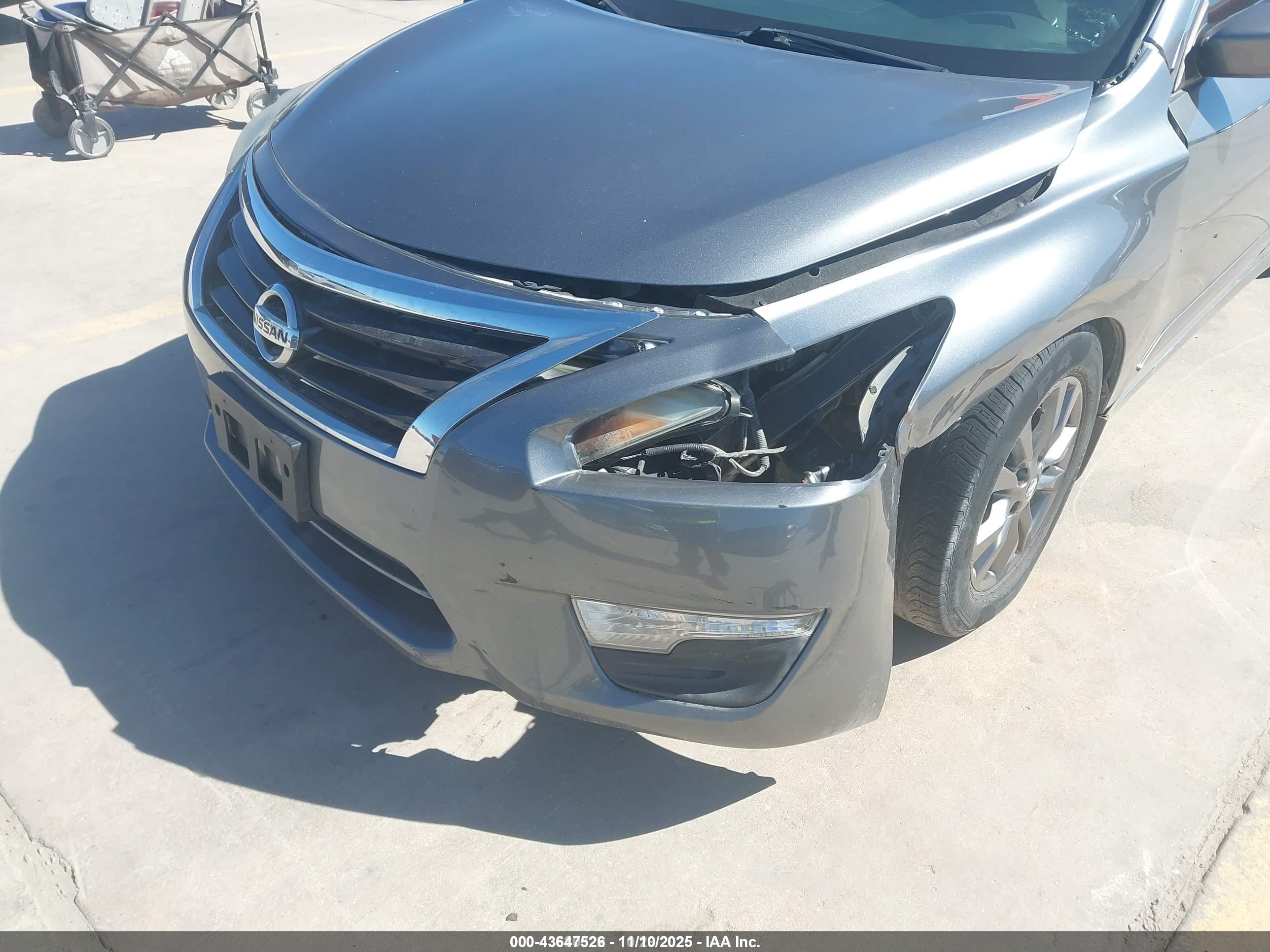 NISSAN ALTIMA image 6