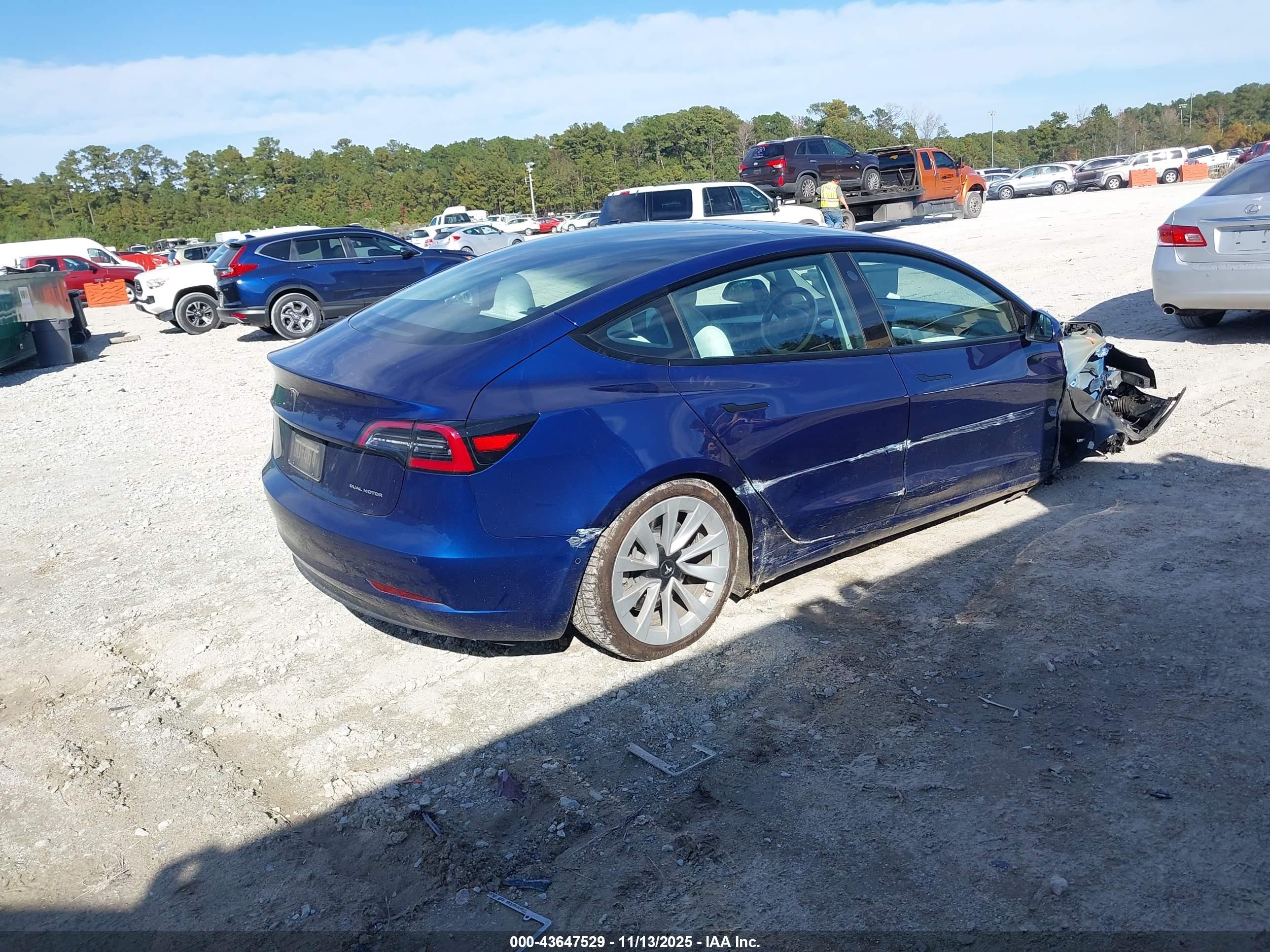 TESLA MODEL image 4