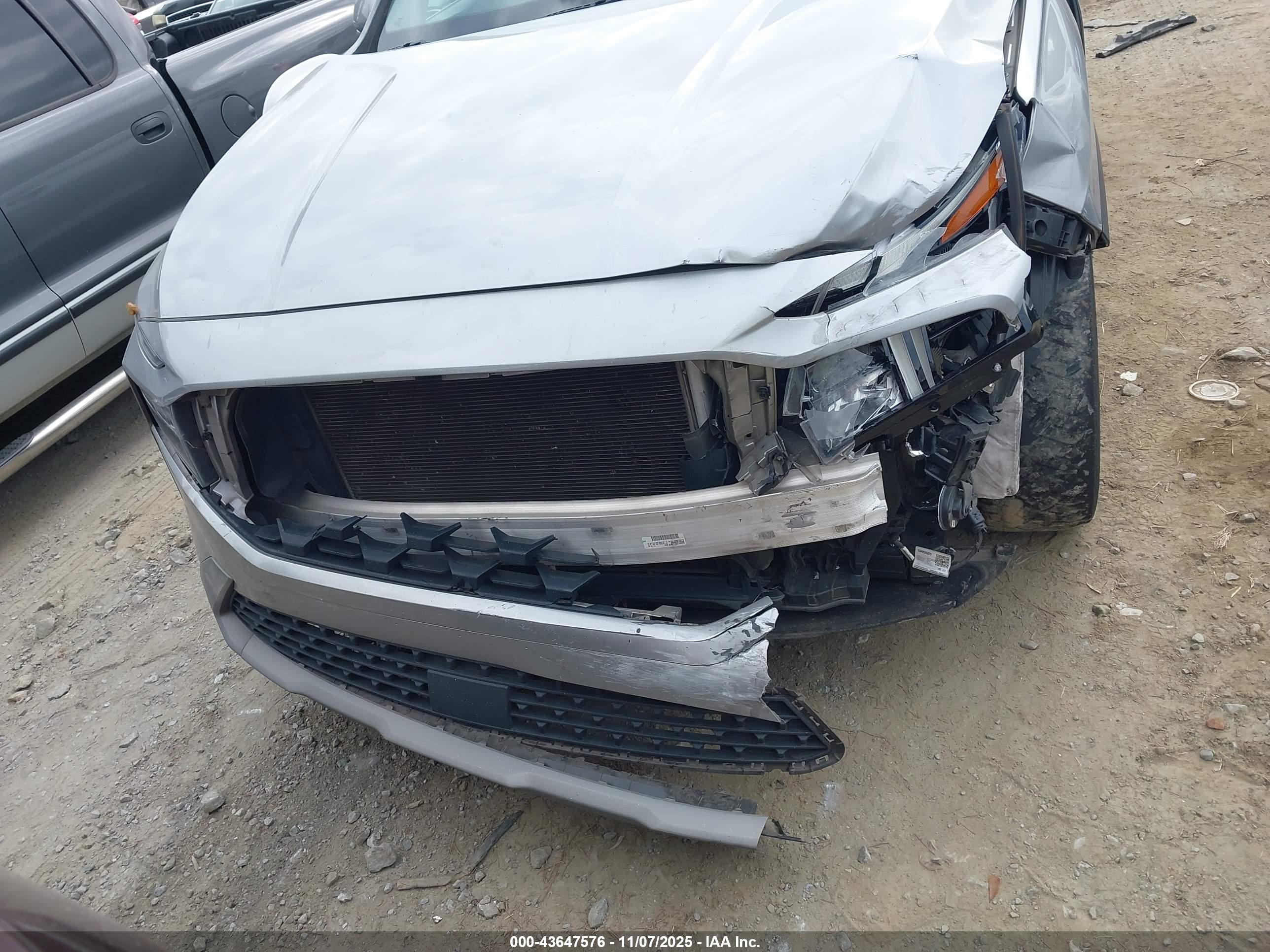 HYUNDAI SANTA image 6