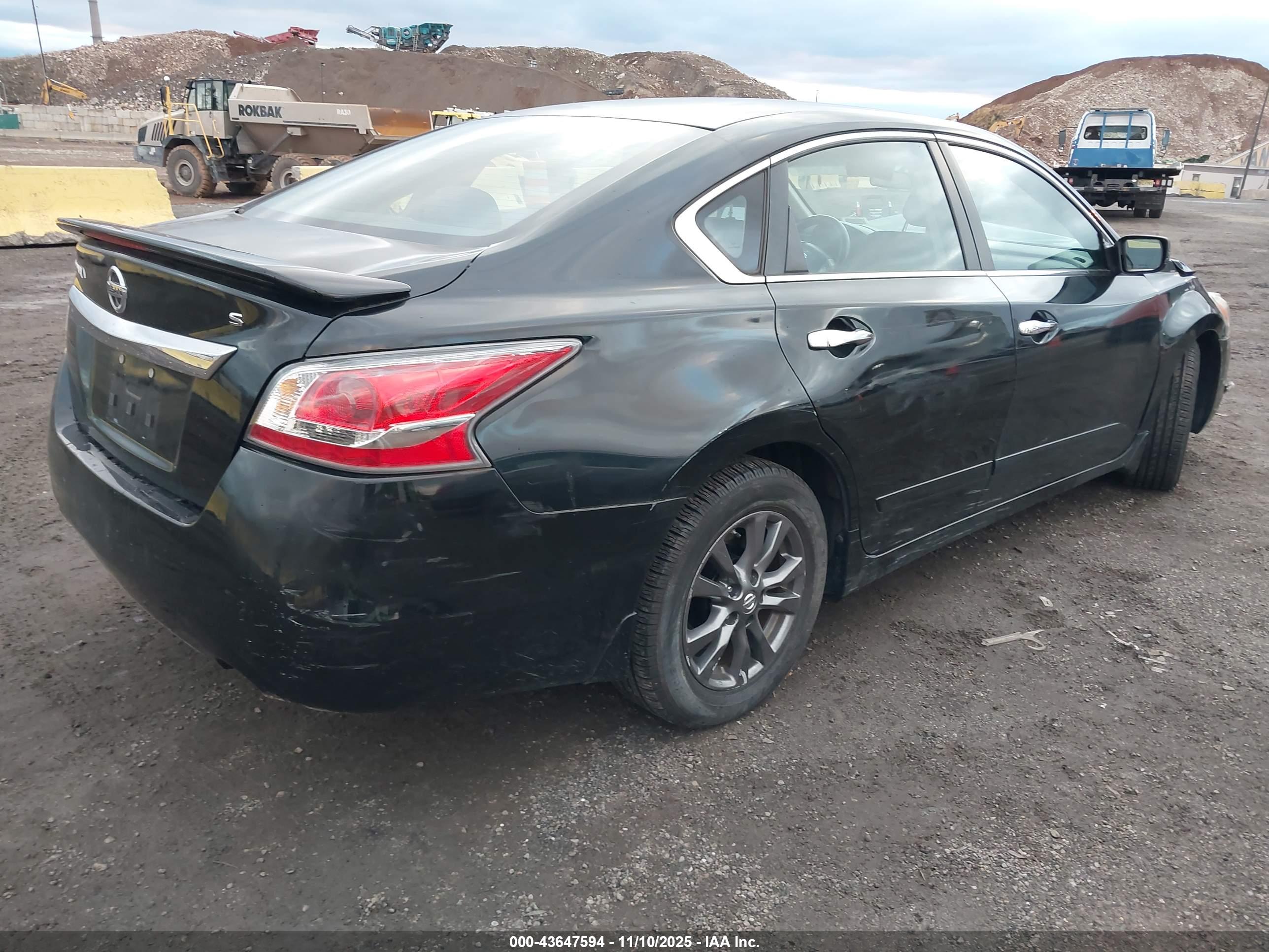NISSAN ALTIMA image 4