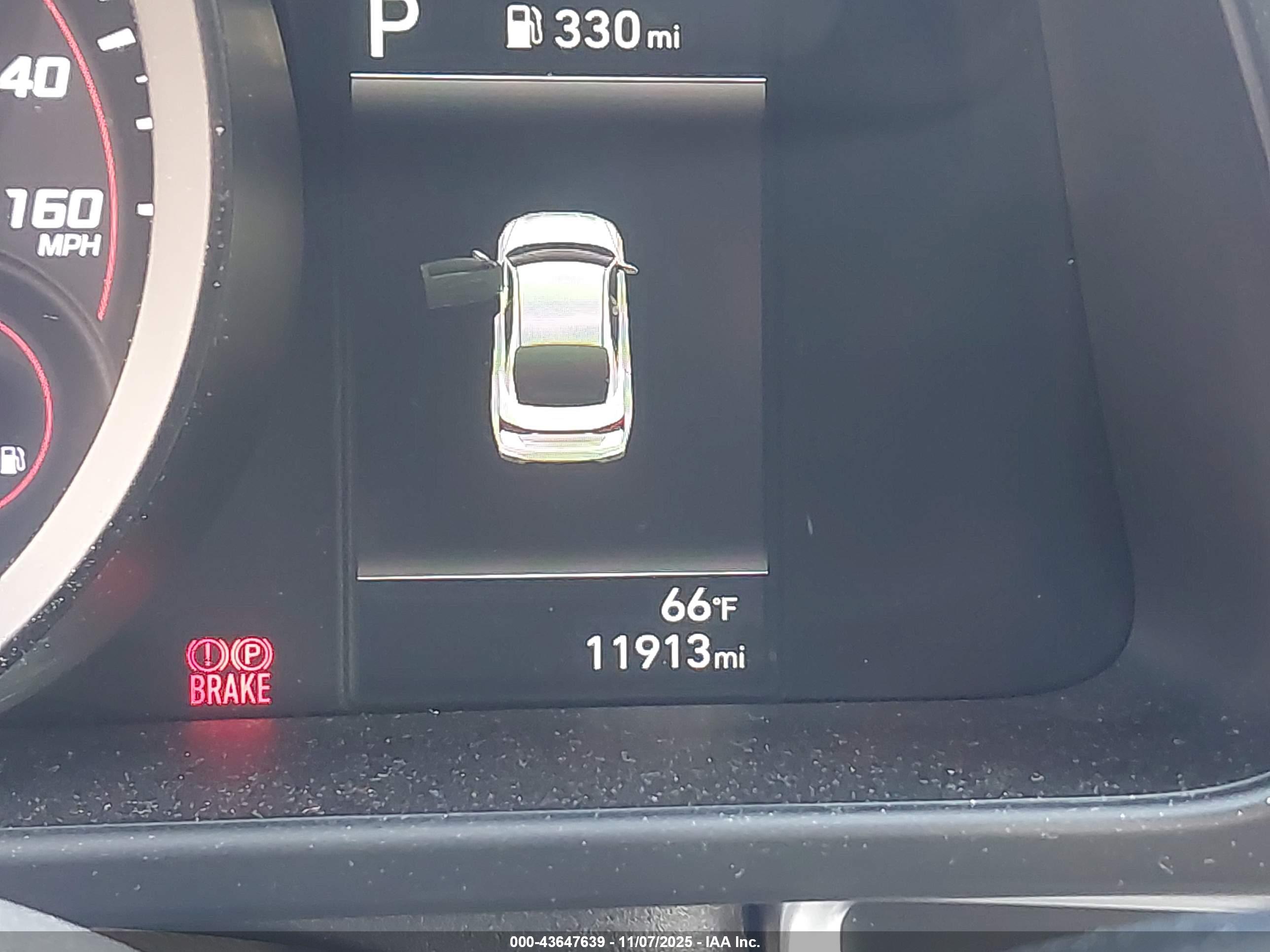 HYUNDAI ELANTRA image 7