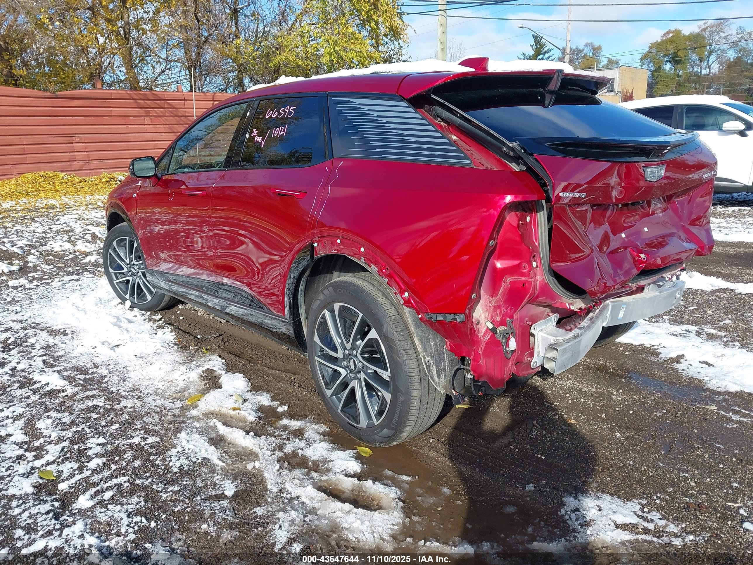 CADILLAC OPTIQ image 3
