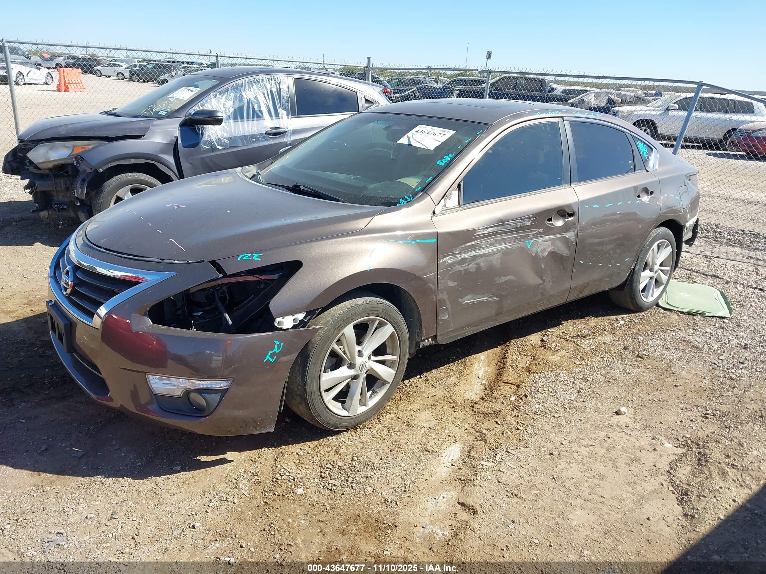 NISSAN ALTIMA image 2